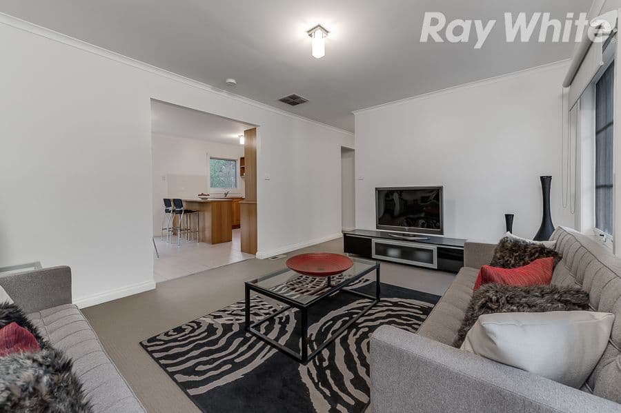 27 Hakea Street, WATSONIA NORTH VIC 3087, Watsonia North - Thumbnail 3