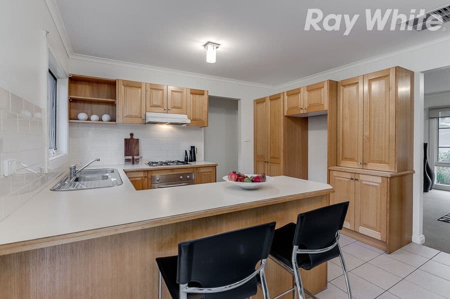 27 Hakea Street, WATSONIA NORTH VIC 3087, Watsonia North - Thumbnail 4