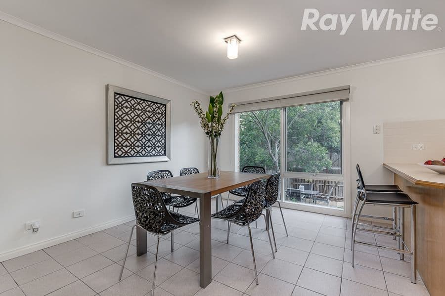 27 Hakea Street, WATSONIA NORTH VIC 3087, Watsonia North - Thumbnail 6