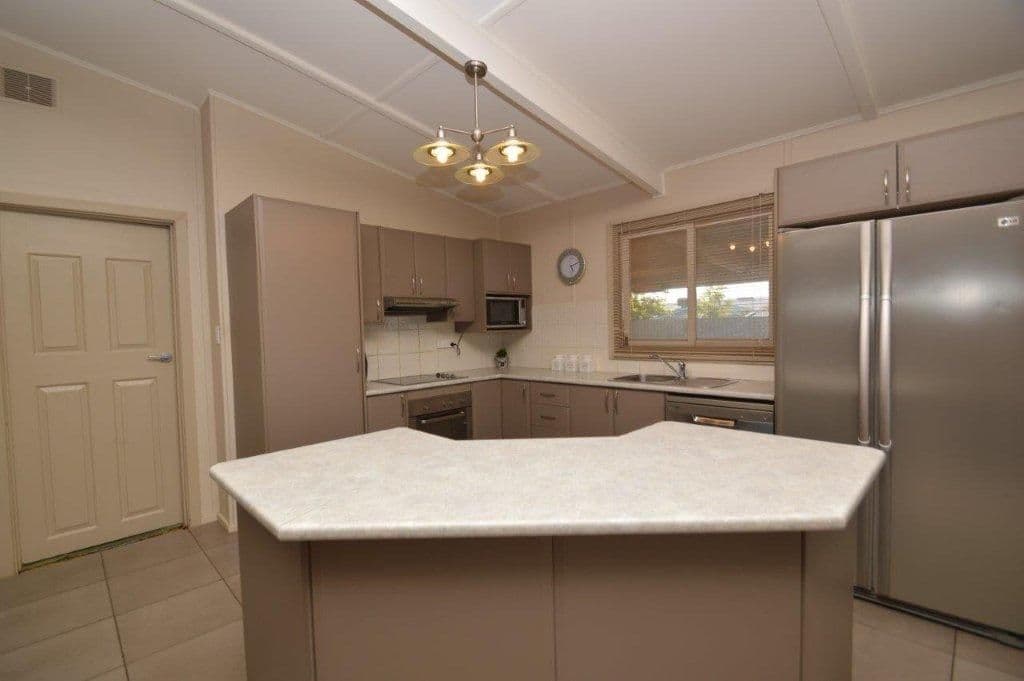 1 Rockwell Street, Broken Hill NSW 2880, Broken Hill - Thumbnail 4