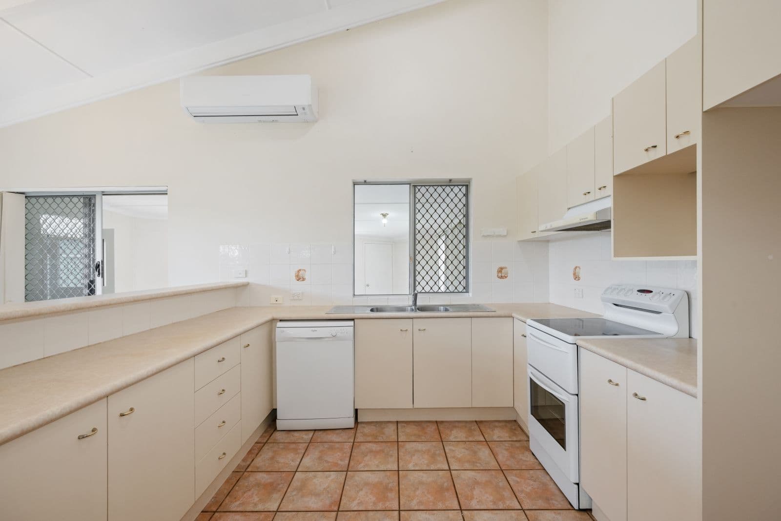 10 Palara Street, Buddina QLD 4575, Buddina - Thumbnail 8