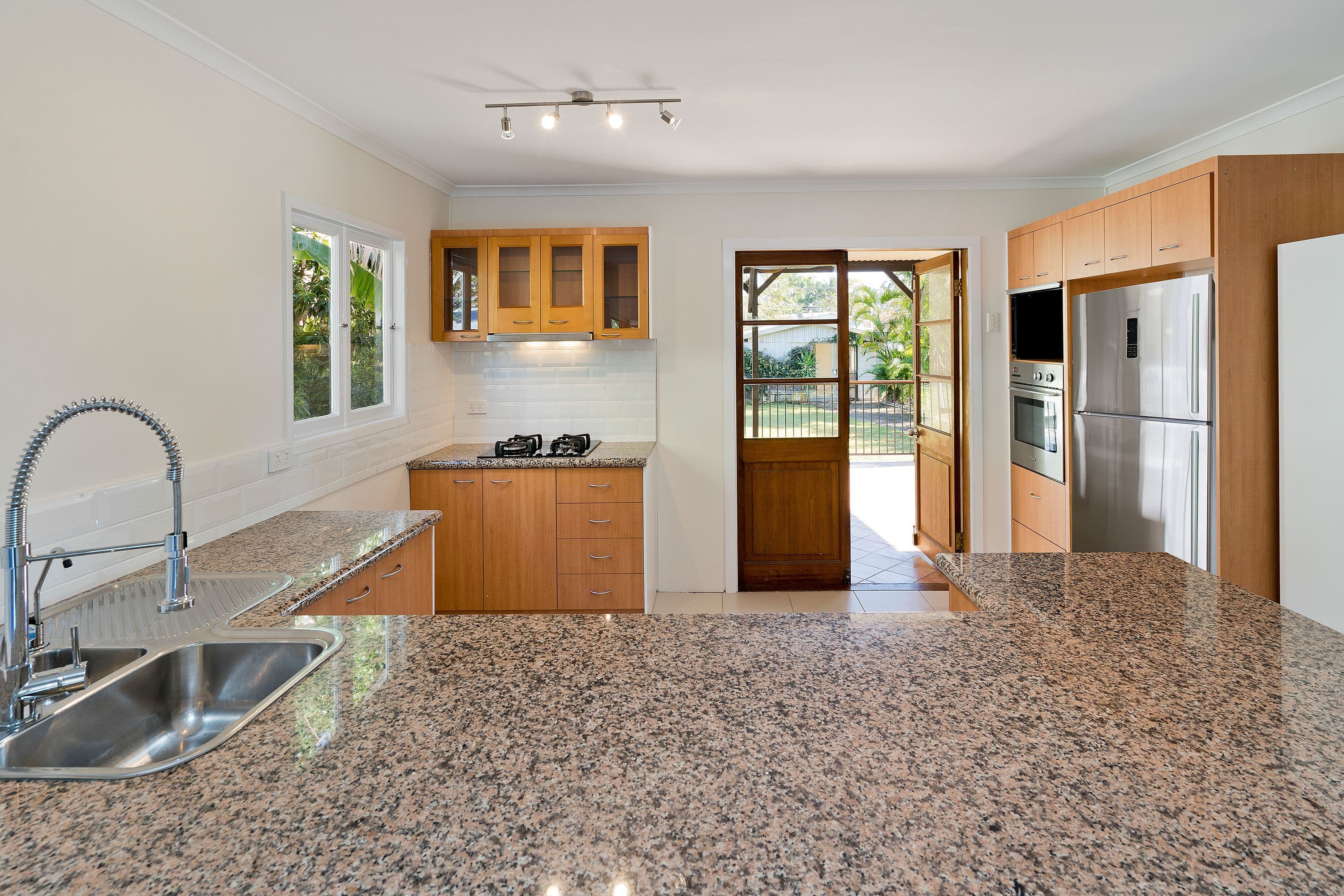 12 Kolora Crescent, Ferny Hills QLD 4055, Ferny Hills - Thumbnail 3