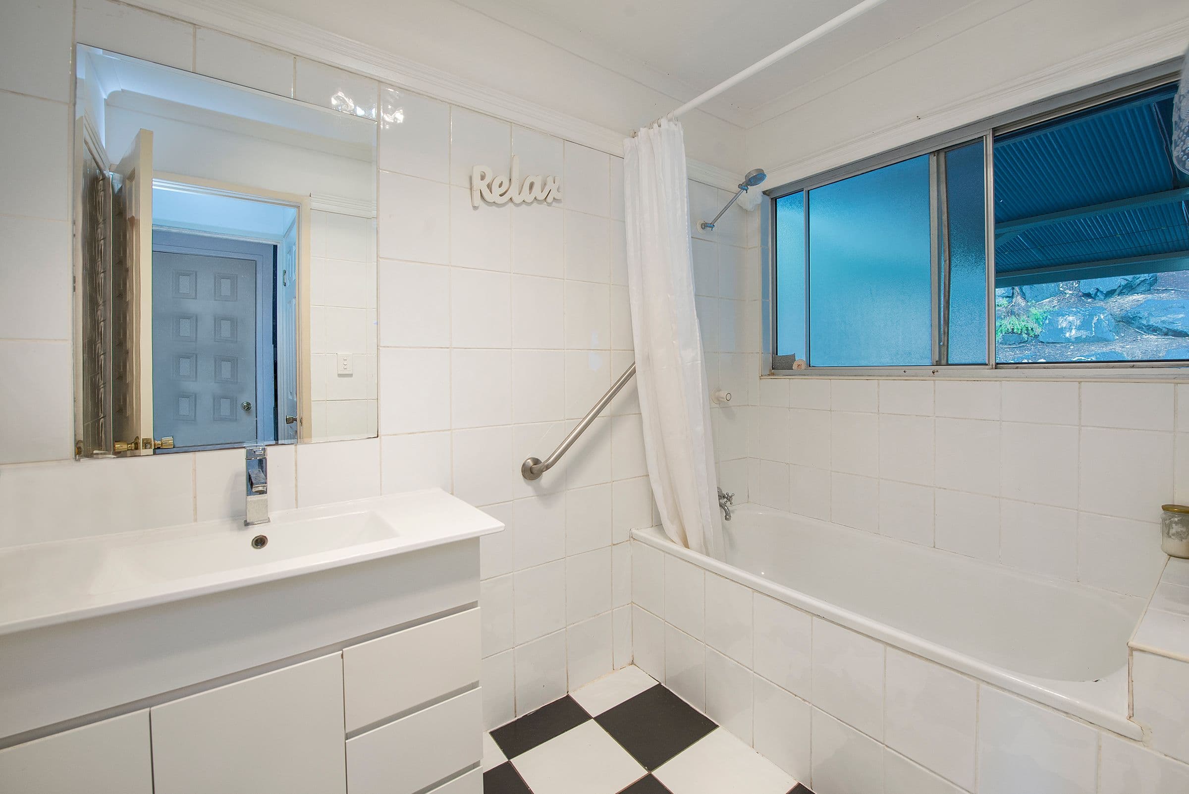 72 Tweedvale Street, Beenleigh QLD 4207, Beenleigh - Thumbnail 6