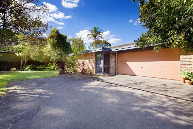 329 Bobbin Head Road, TURRAMURRA NSW 2074, North Turramurra - Thumbnail 2