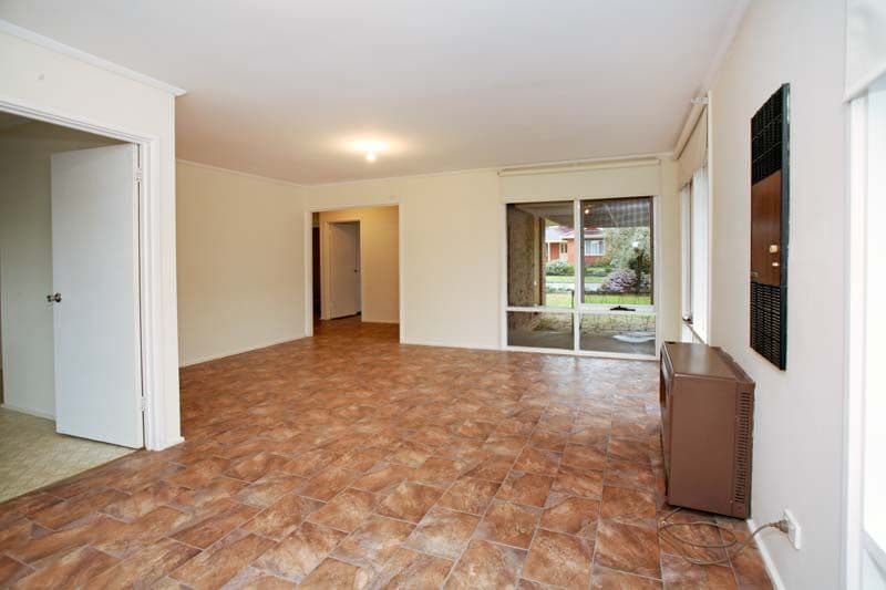 4  Oliphant Court, MULGRAVE VIC 3170, Mulgrave - Thumbnail 2