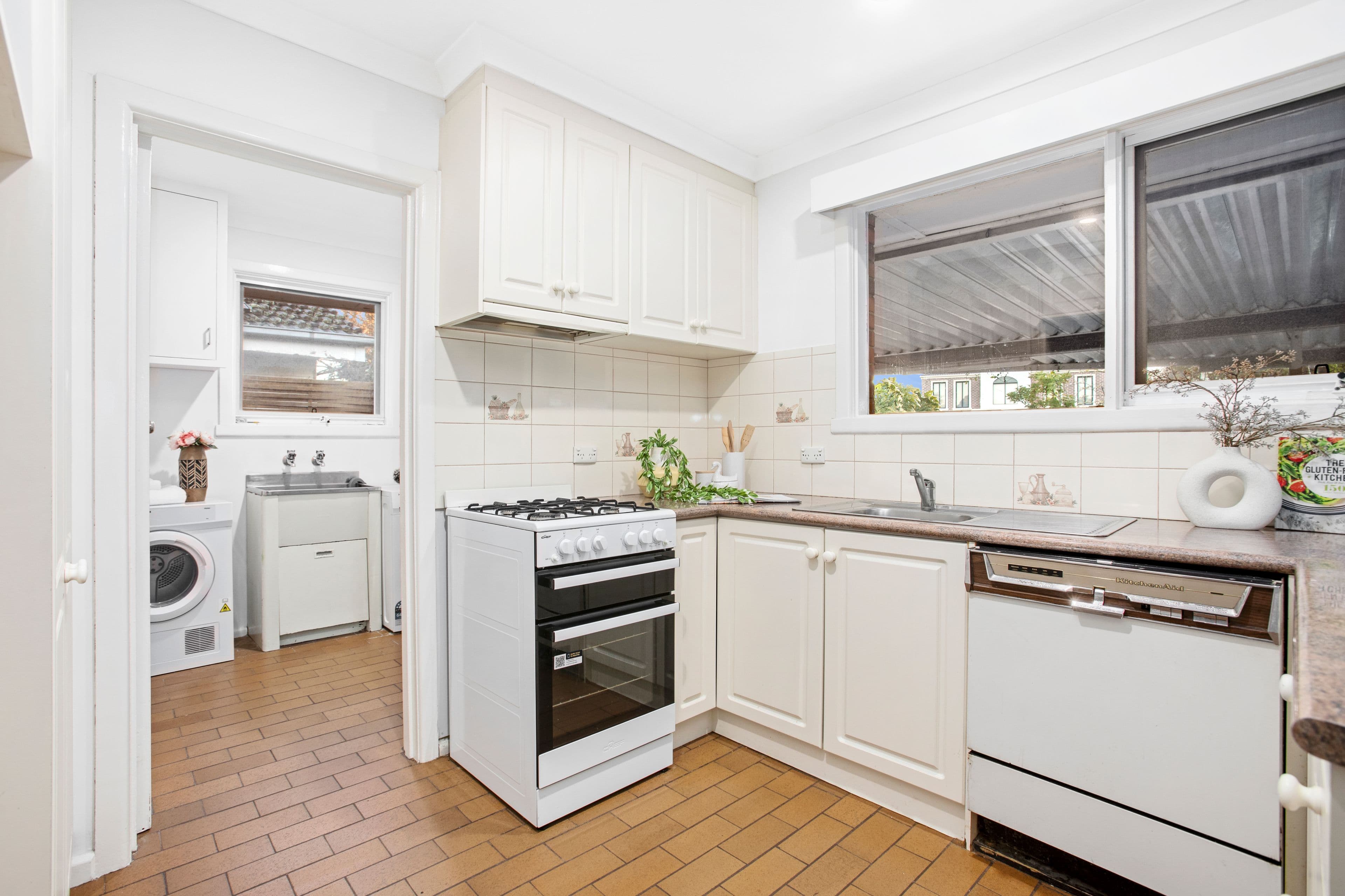 4 Gardenia Crescent, Cheltenham VIC 3192, Cheltenham - Thumbnail 7