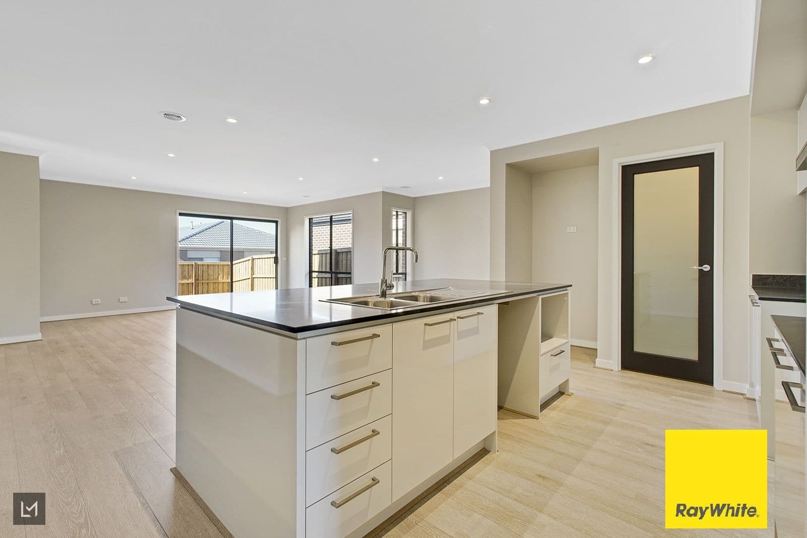 22 Chapelton Way, Werribee VIC 3030, Werribee - Thumbnail 8