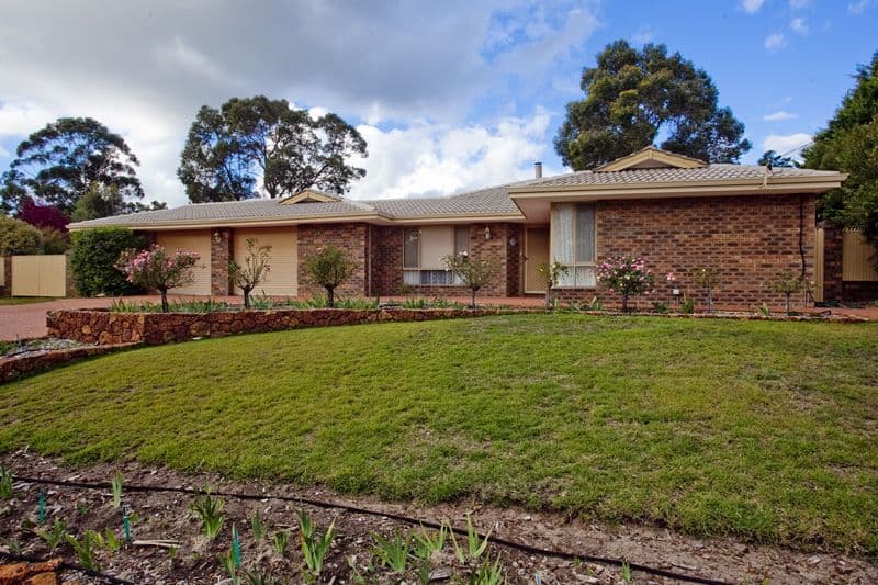 5 Glen Avon Street, LESMURDIE WA 6076, Lesmurdie - Thumbnail 2