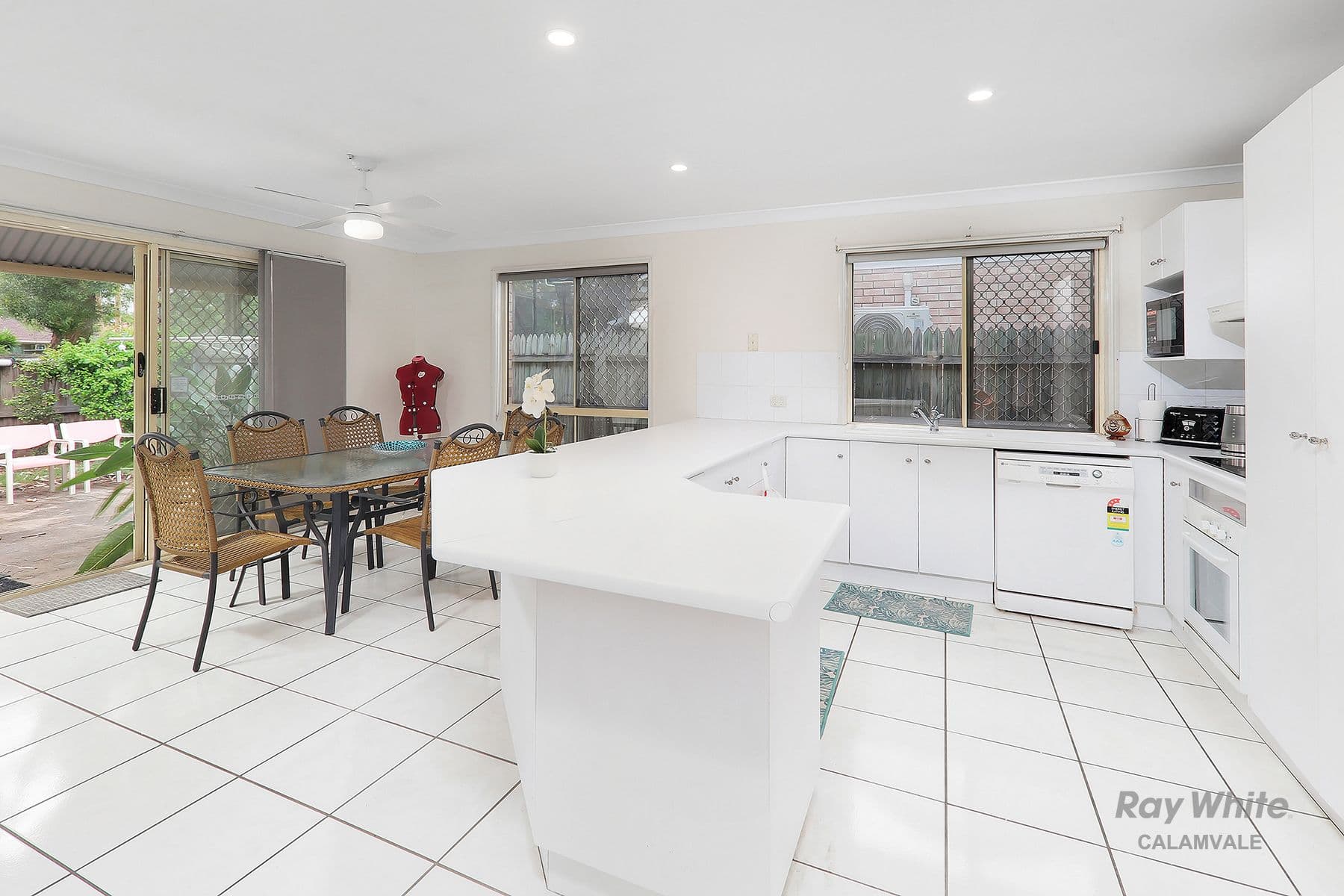 50 Scarlet Place, Forest Lake QLD 4078, Forest Lake - Thumbnail 5