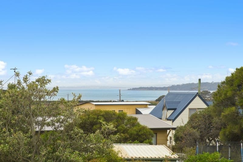 17 Highview Crescent, Surf Beach VIC 3922, Surf Beach - Thumbnail 3