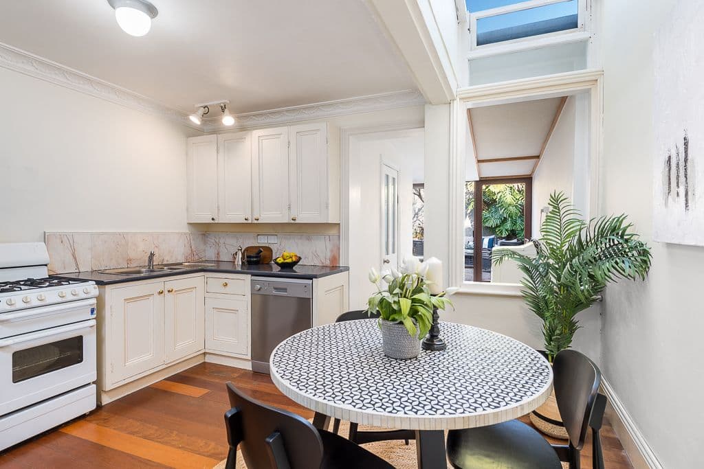 3 Searl Street, Petersham - Thumbnail 6