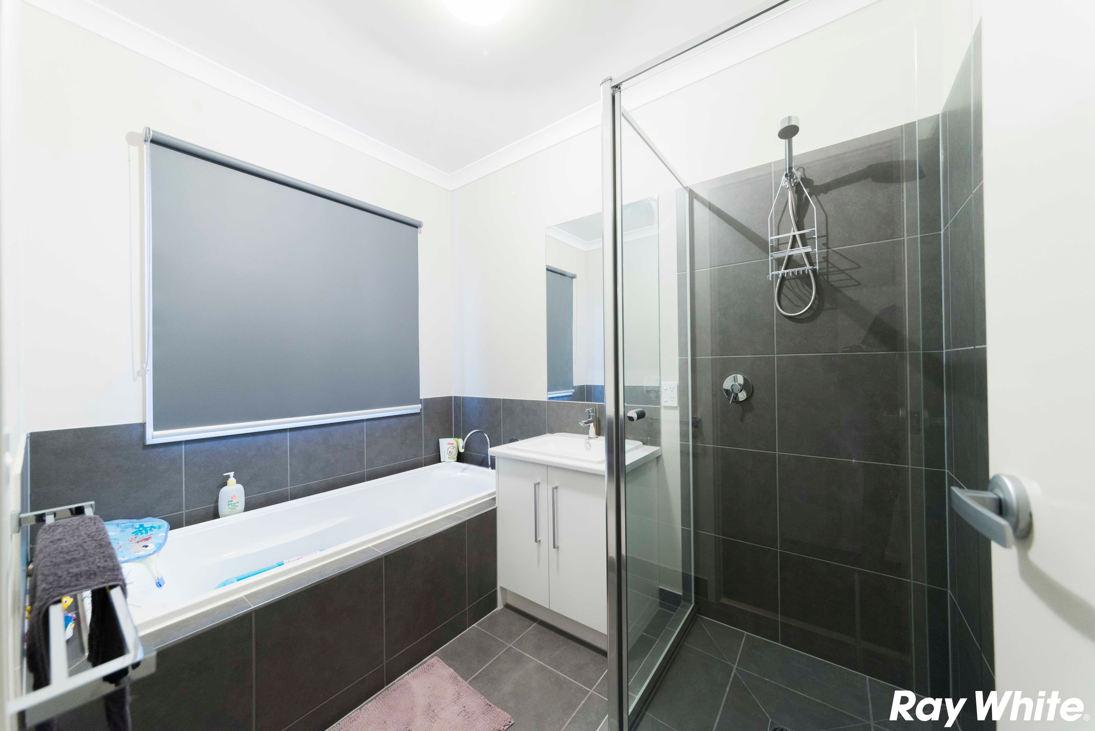 26 Davenport Crescent, Cranbourne West VIC 3977, Cranbourne West - Thumbnail 6