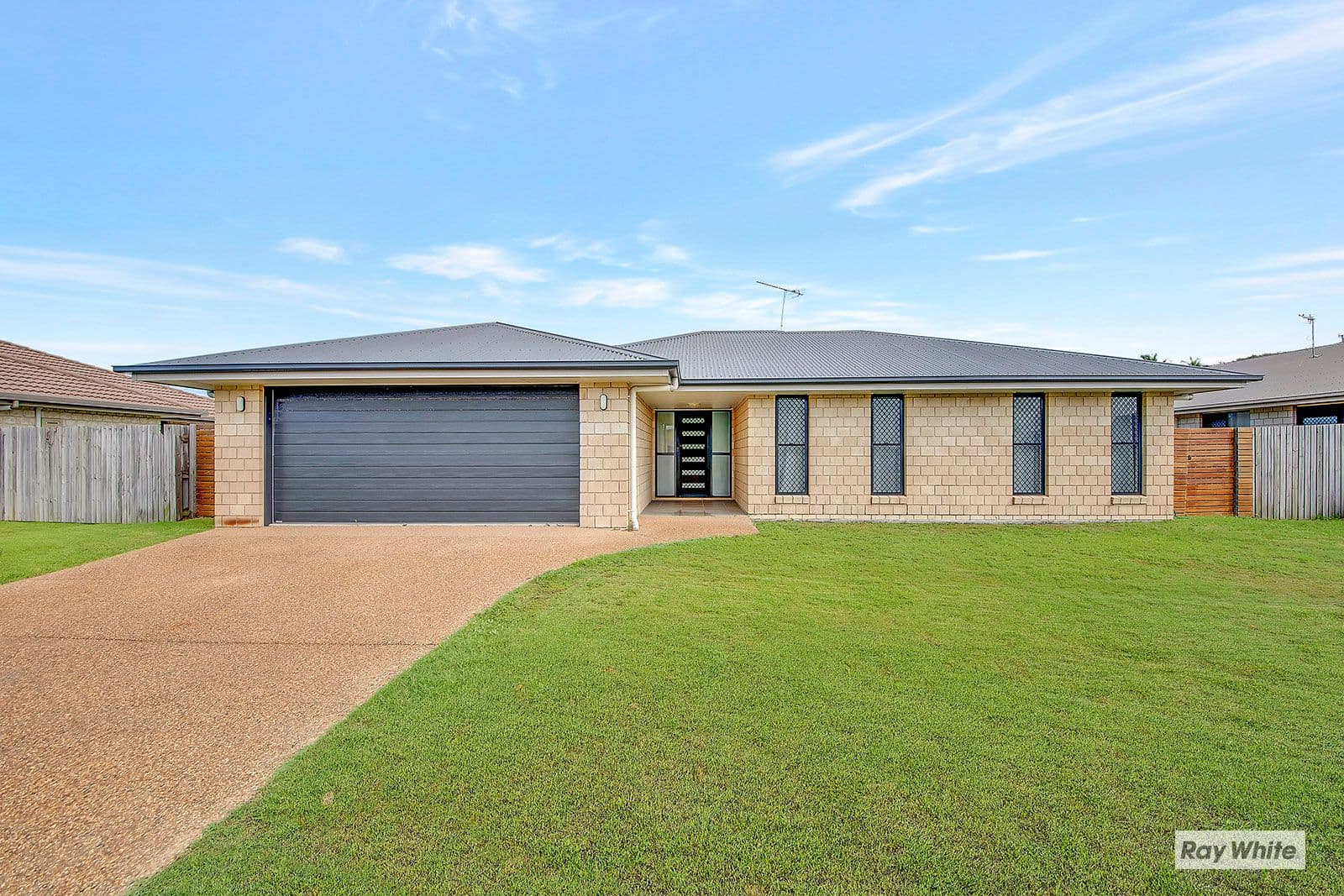 14 Riviera Way, Mulambin QLD 4703, Mulambin - Image 1