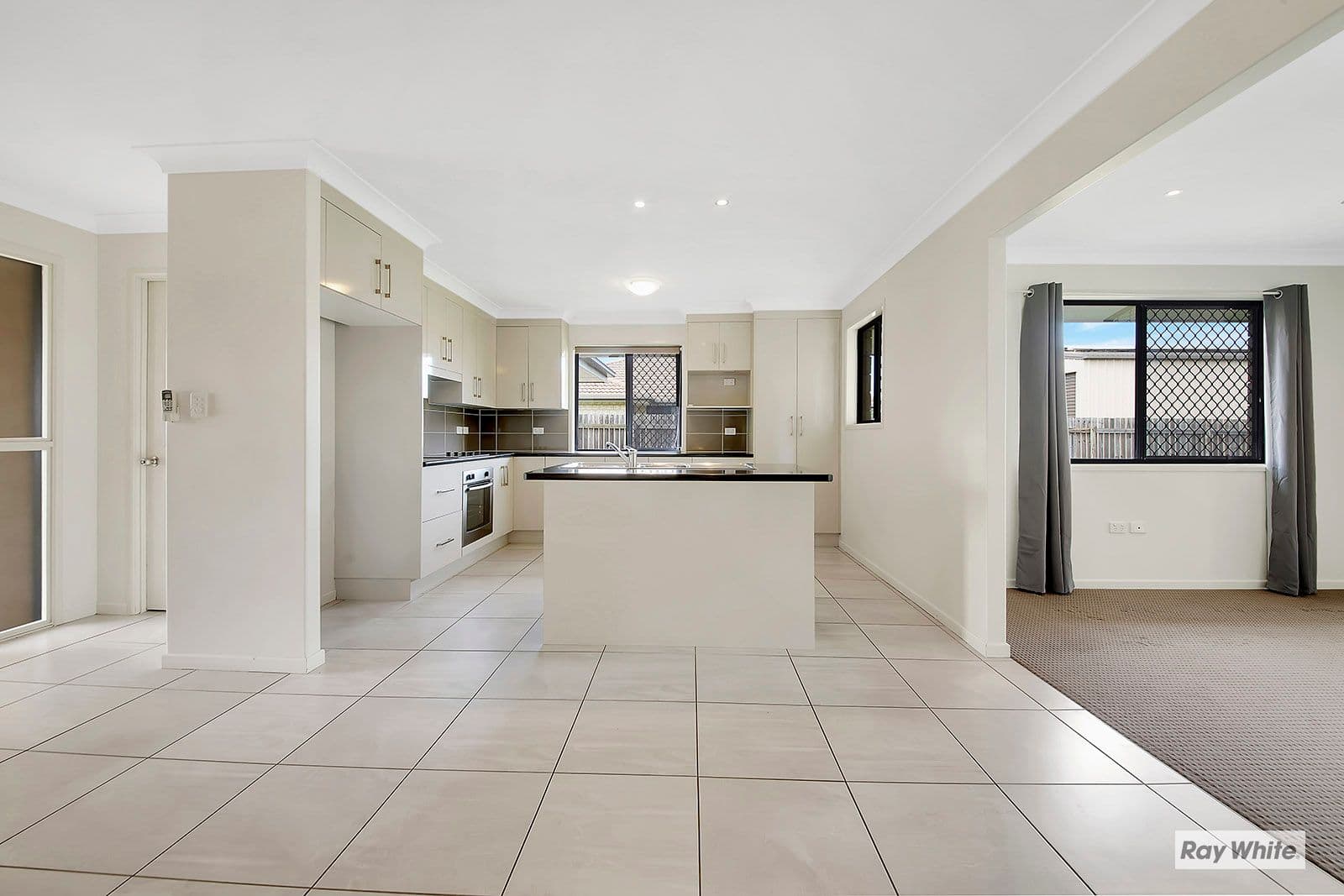 14 Riviera Way, Mulambin QLD 4703, Mulambin - Thumbnail 5