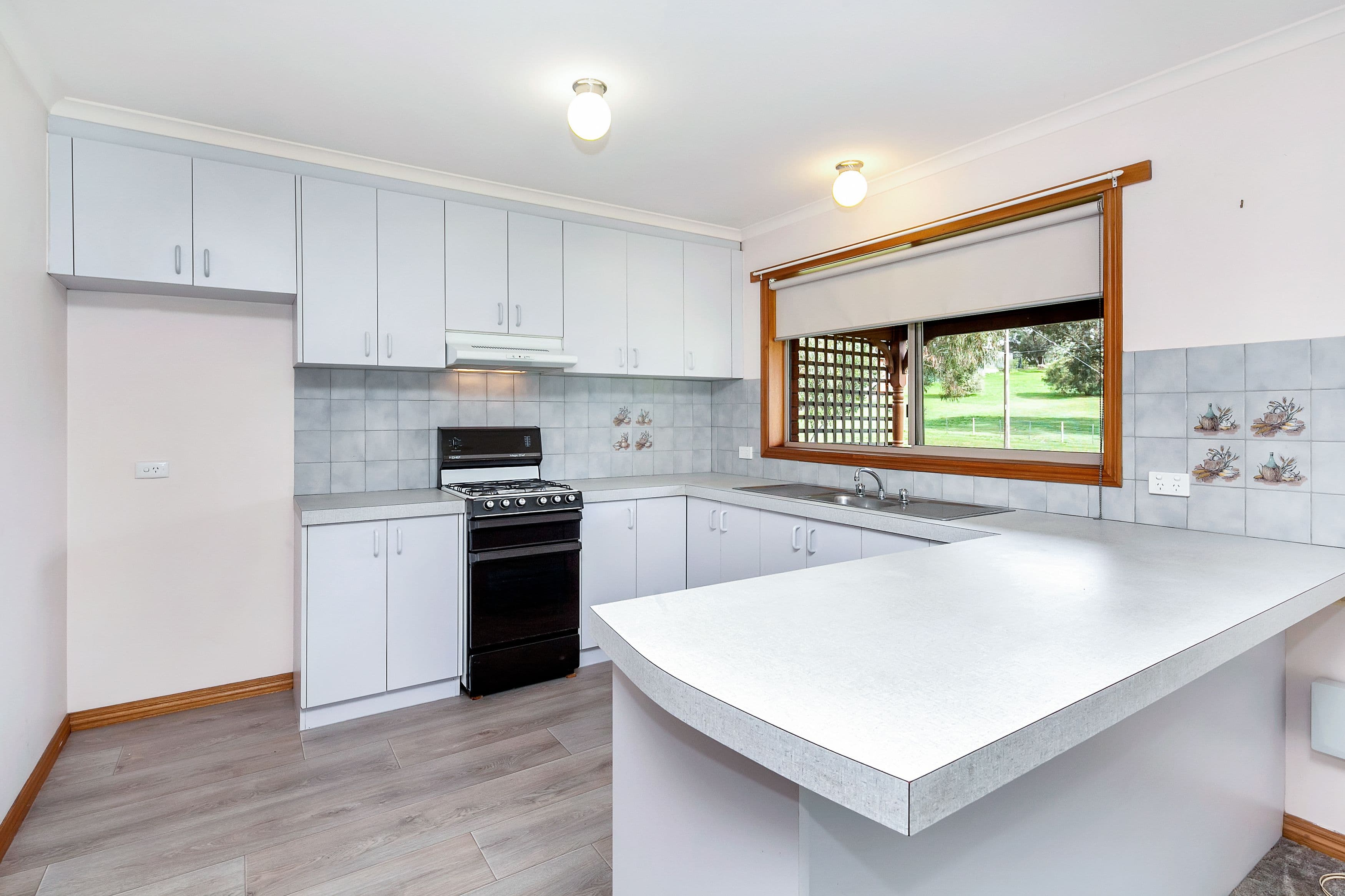 415 Learmonth Street, Buninyong VIC 3357, Buninyong - Thumbnail 3