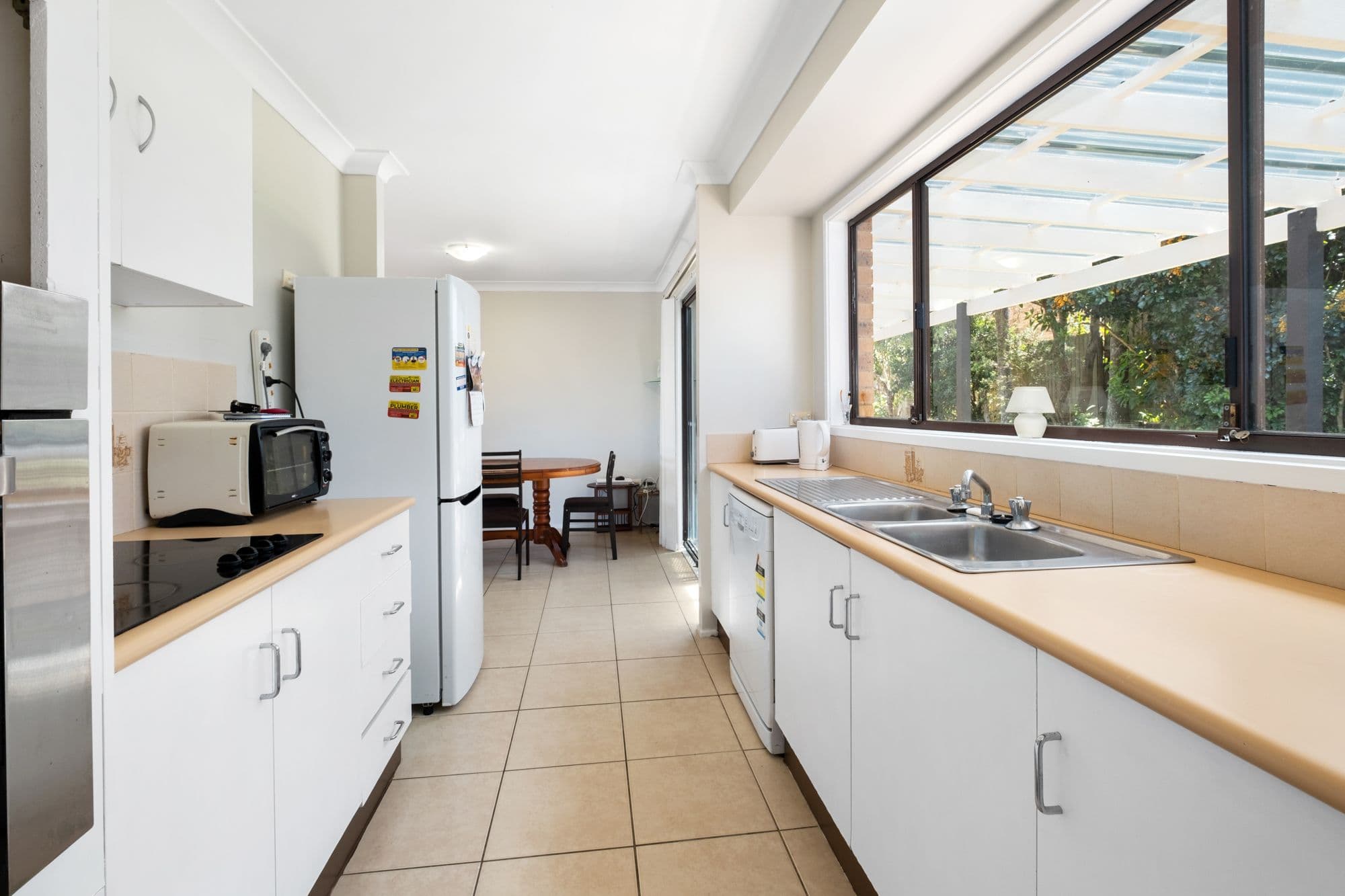 2 Sarah Close, Killarney Vale NSW 2261, Killarney Vale - Thumbnail 3