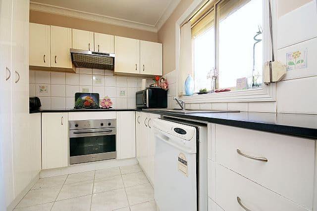49 Sheffield Circuit, Pacific Pines, QLD, 4211, Pacific Pines - Thumbnail 4