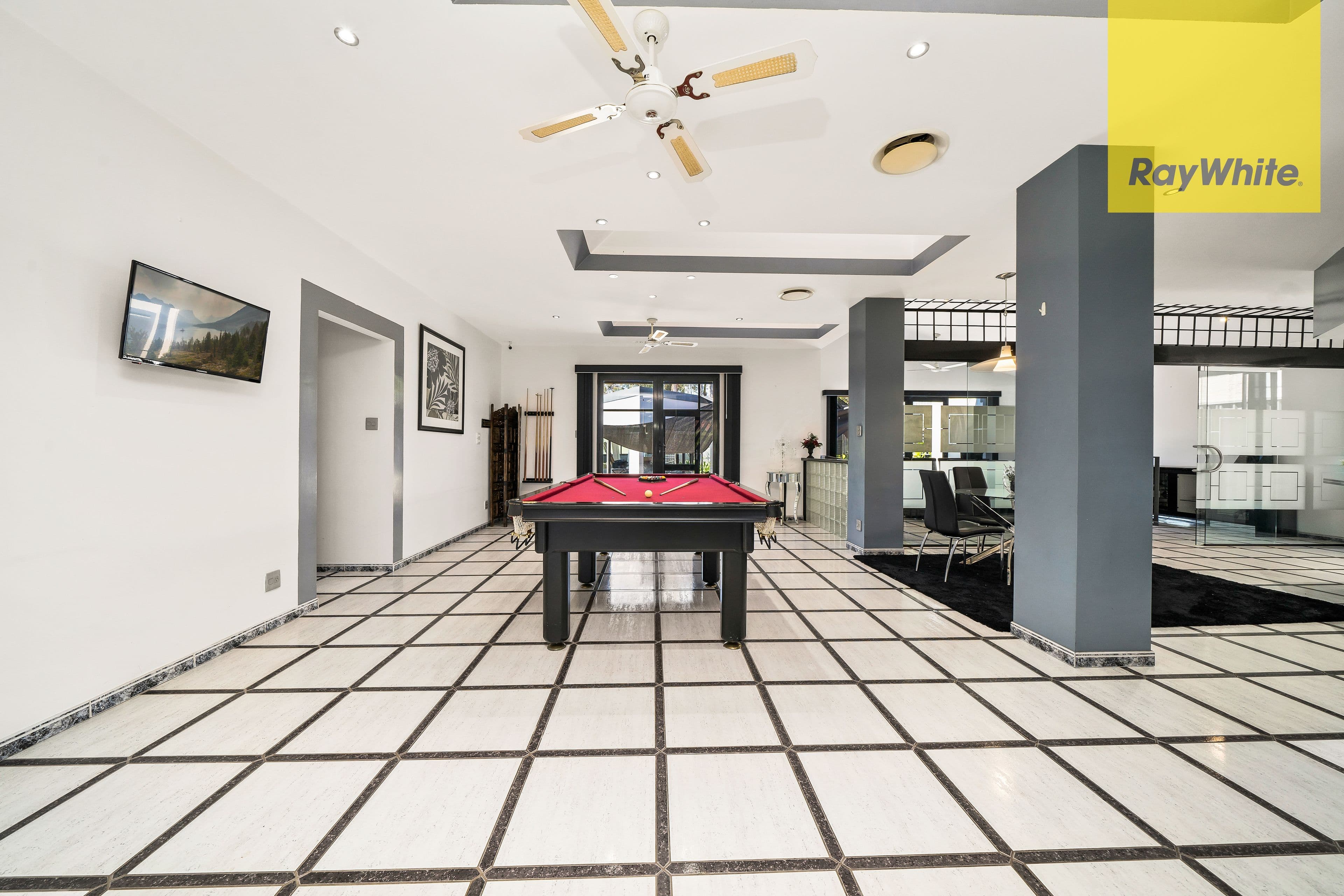 19 Adelaide Place, Cecil Hills - Thumbnail 6