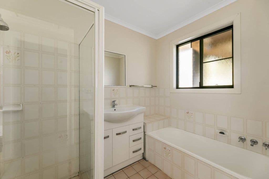 4 Herzer Court, Kearneys Spring QLD 4350, Kearneys Spring - Thumbnail 7