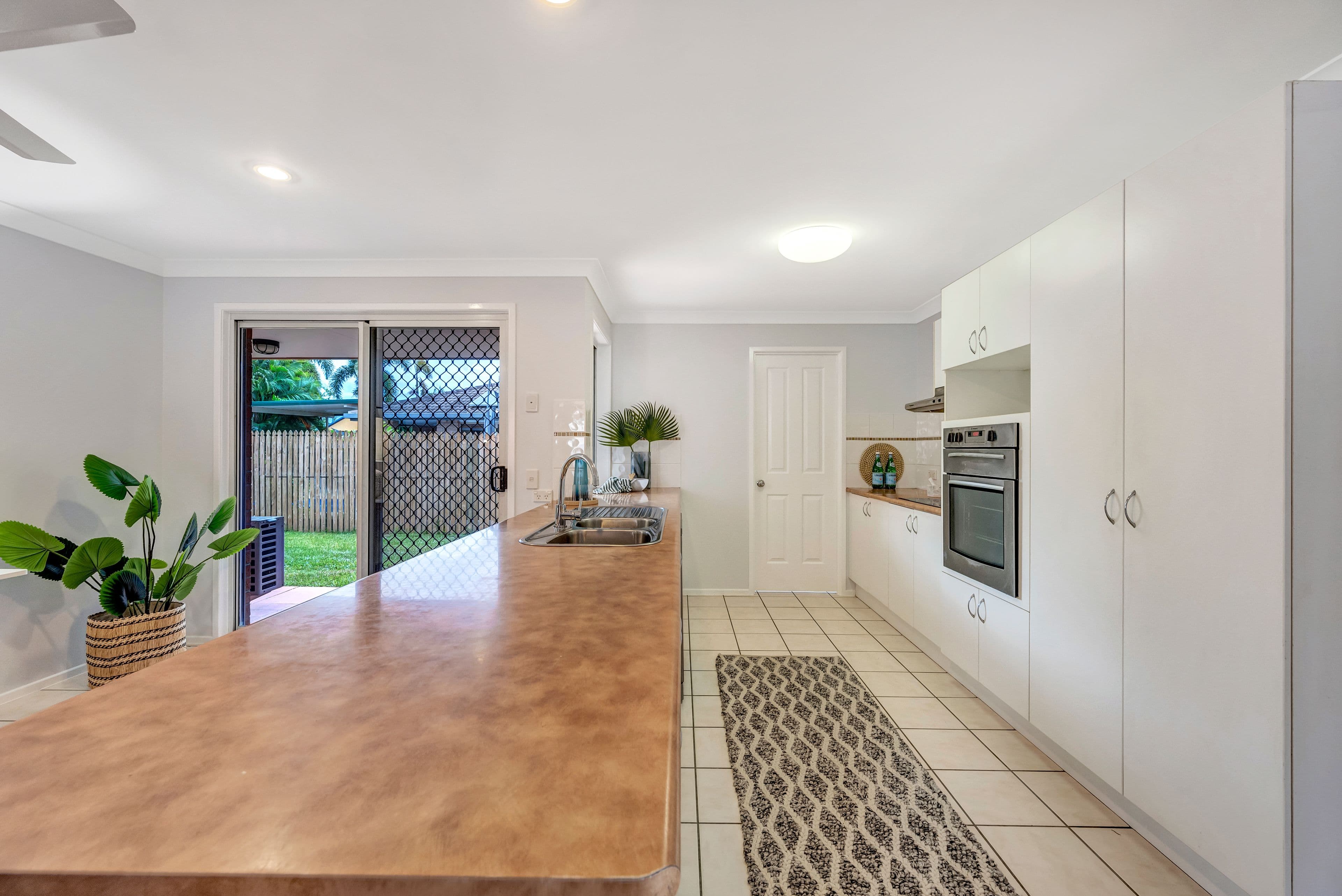 140 Greenwood Drive, Kirwan QLD 4817, Kirwan - Thumbnail 4