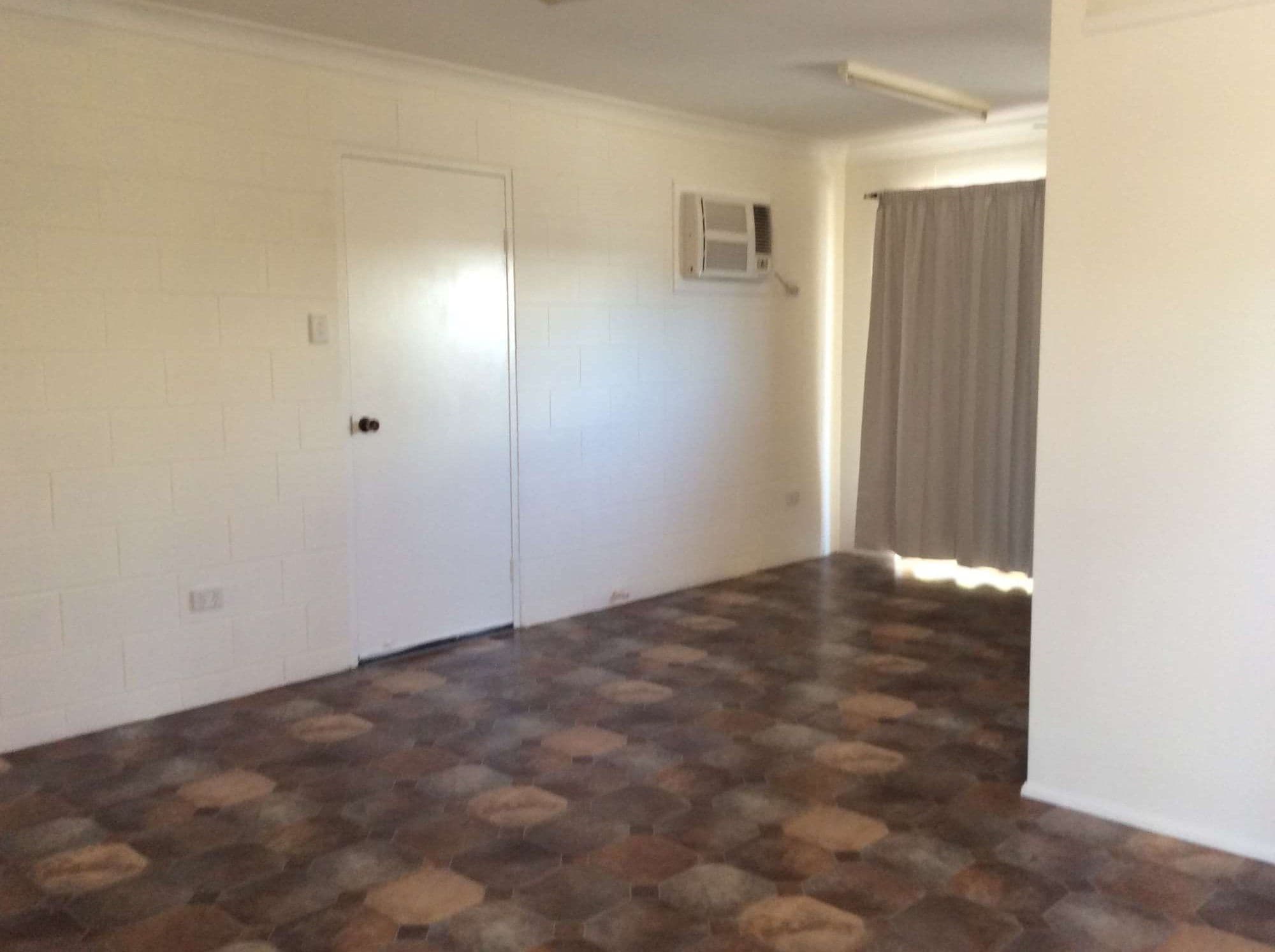 25 Normanby Street, Wulguru QLD 4811, Wulguru - Thumbnail 2