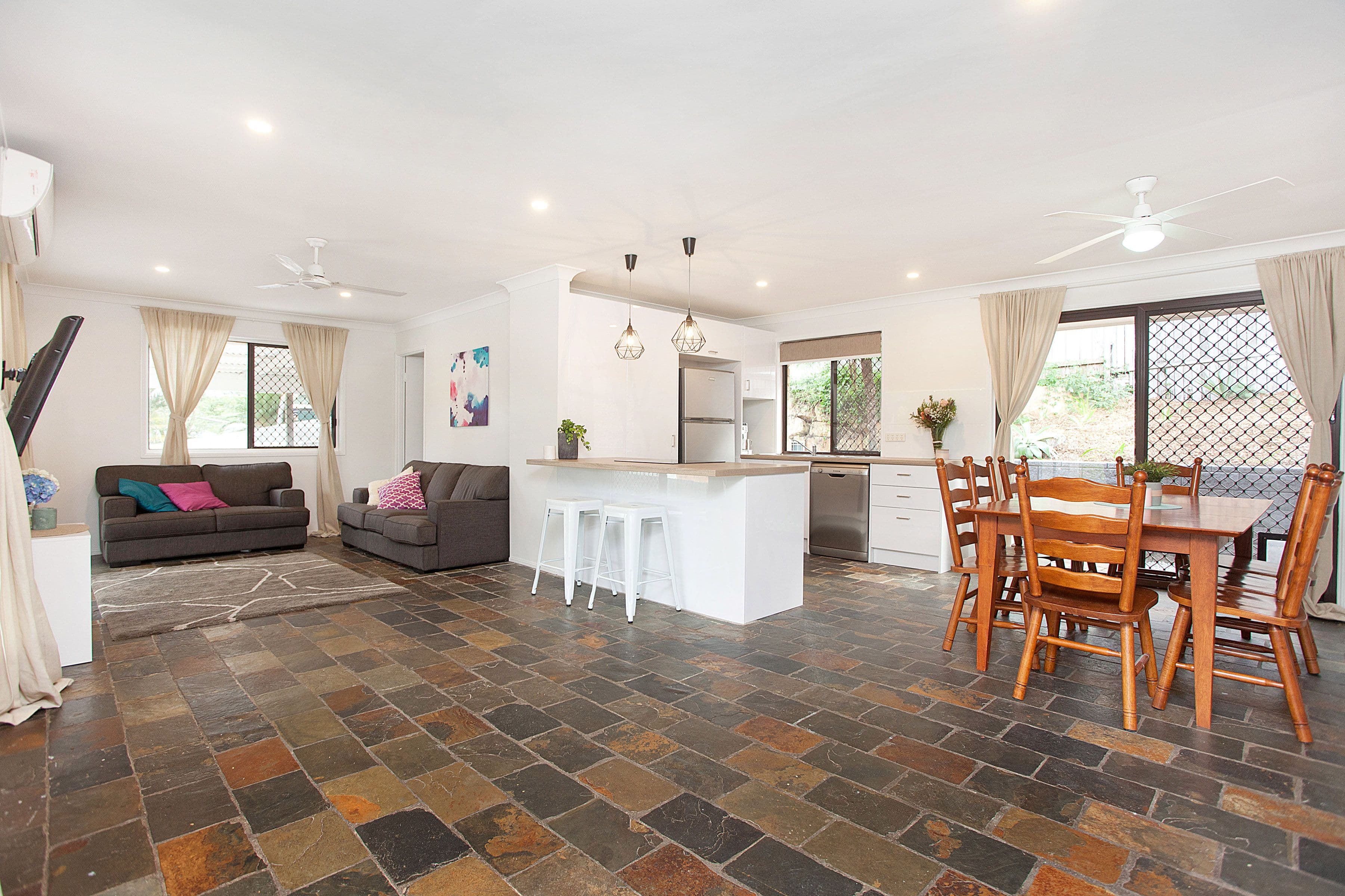6 Sauvignon Court, Molendinar QLD 4214, Molendinar - Thumbnail 7