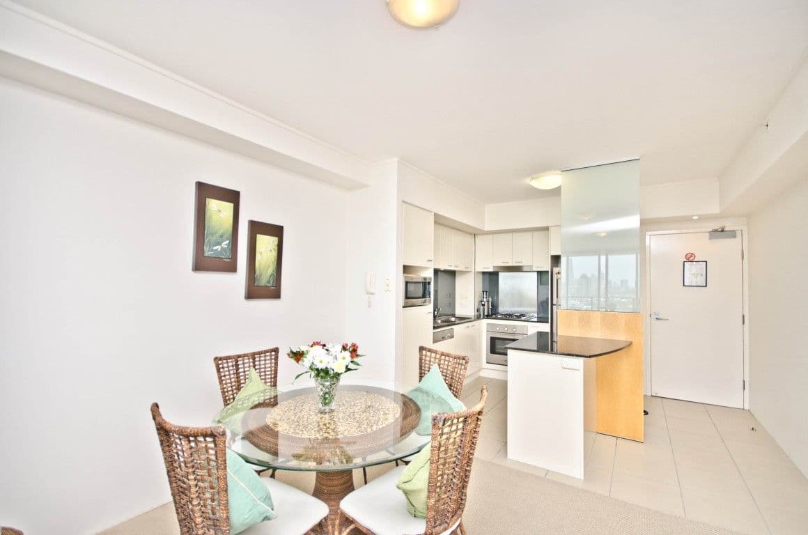 1904 'Broadbeach on the Park' 2685 Gold Coast Highway, Broadbeach QLD 4218, Broadbeach - Thumbnail 2
