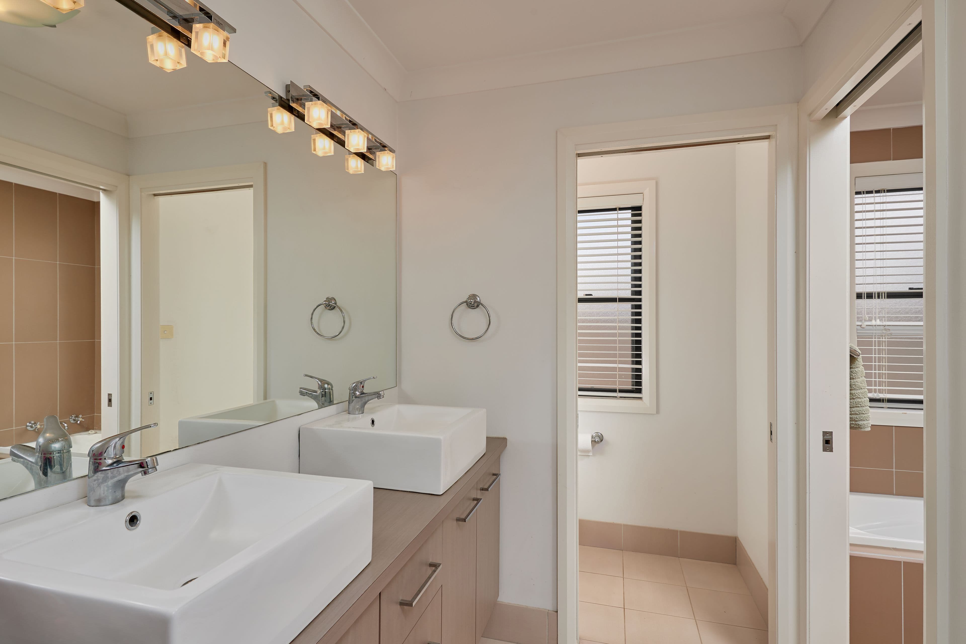 88 Mima Street, Glenfield Park NSW 2650, Glenfield Park - Thumbnail 8