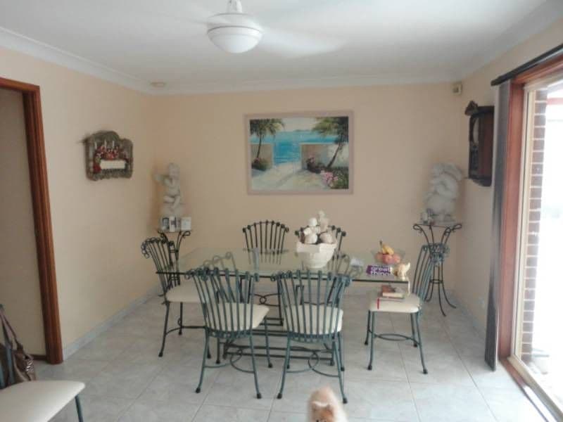 14  Tennant Place, EDENSOR PARK NSW 2176, Edensor Park - Thumbnail 5
