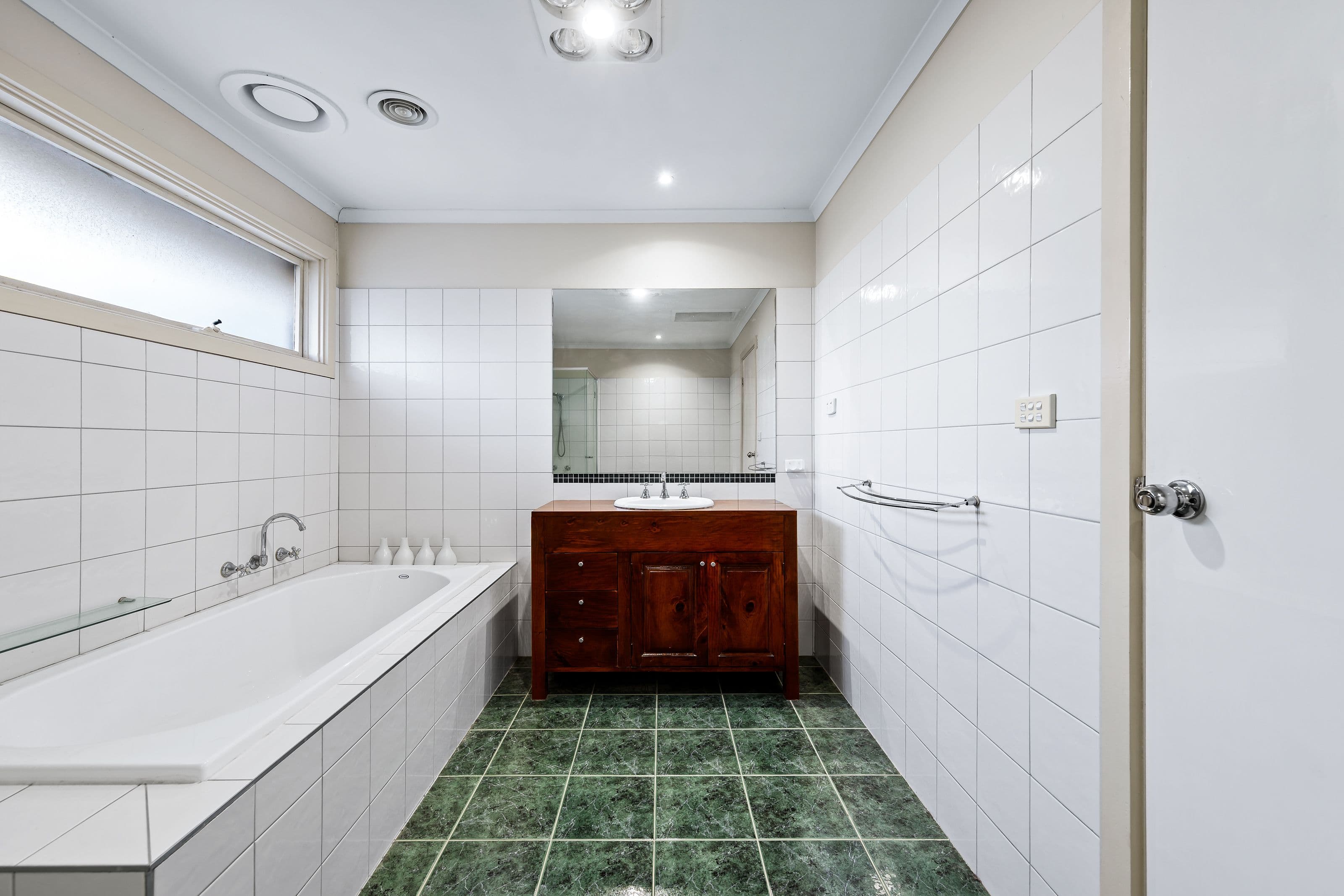 42 Remington Drive, Glen Waverley VIC 3150, Glen Waverley - Thumbnail 7