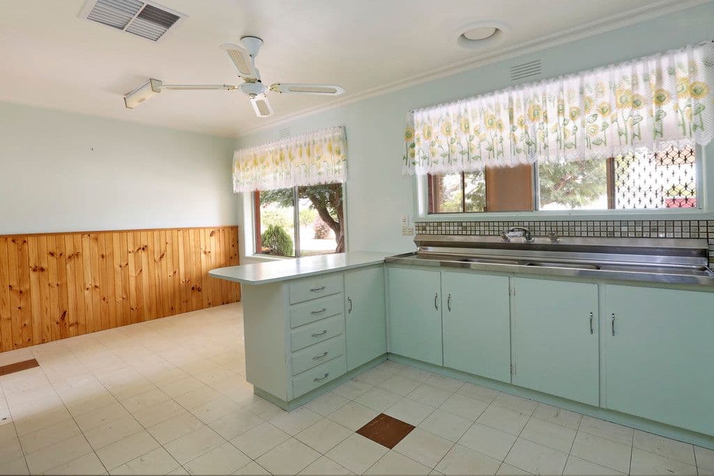 195 Flinders Avenue, Lara VIC 3212, Lara - Thumbnail 6