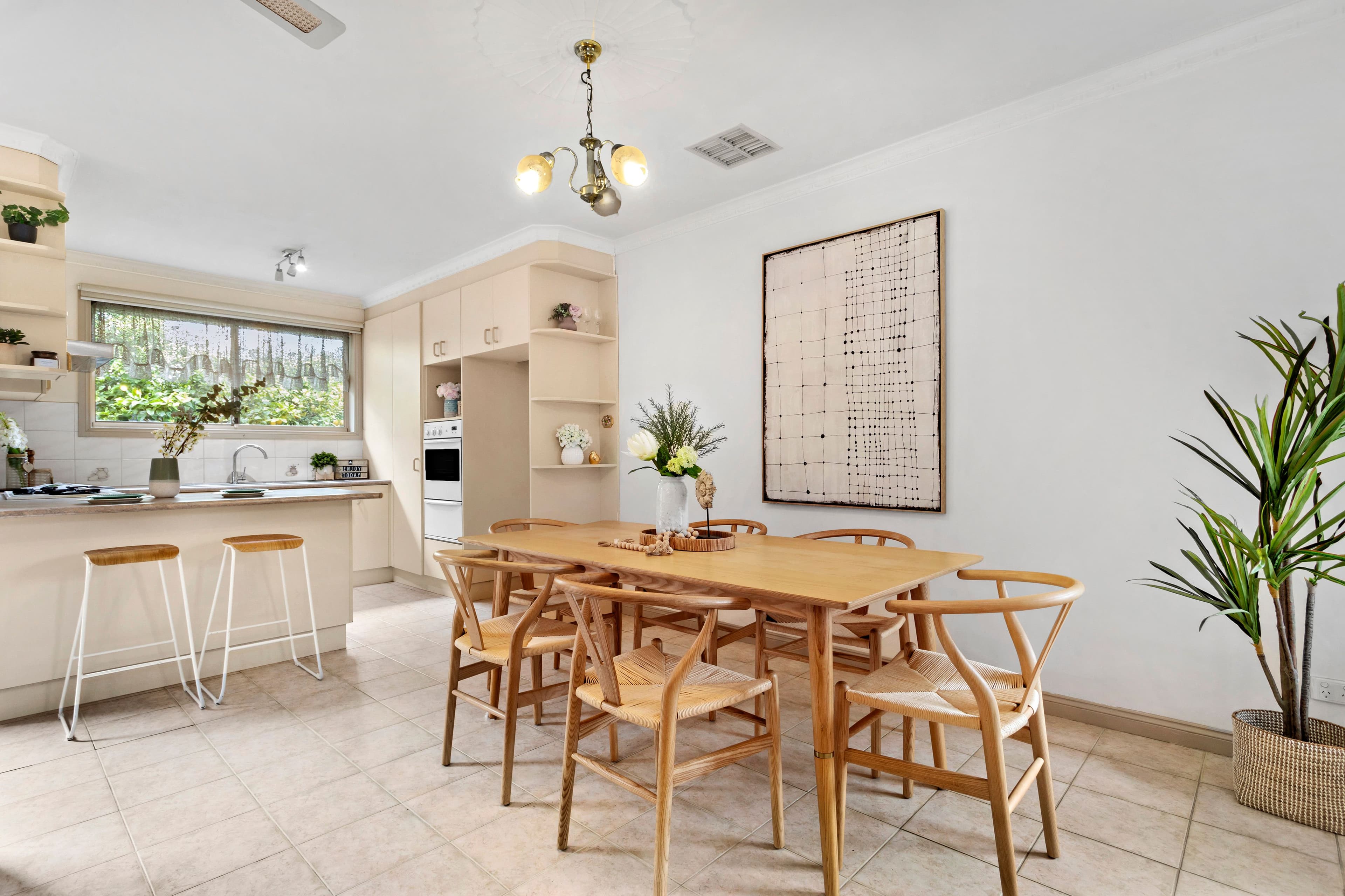 70 Axford Crescent, Oakleigh South VIC 3167, Oakleigh South - Thumbnail 3