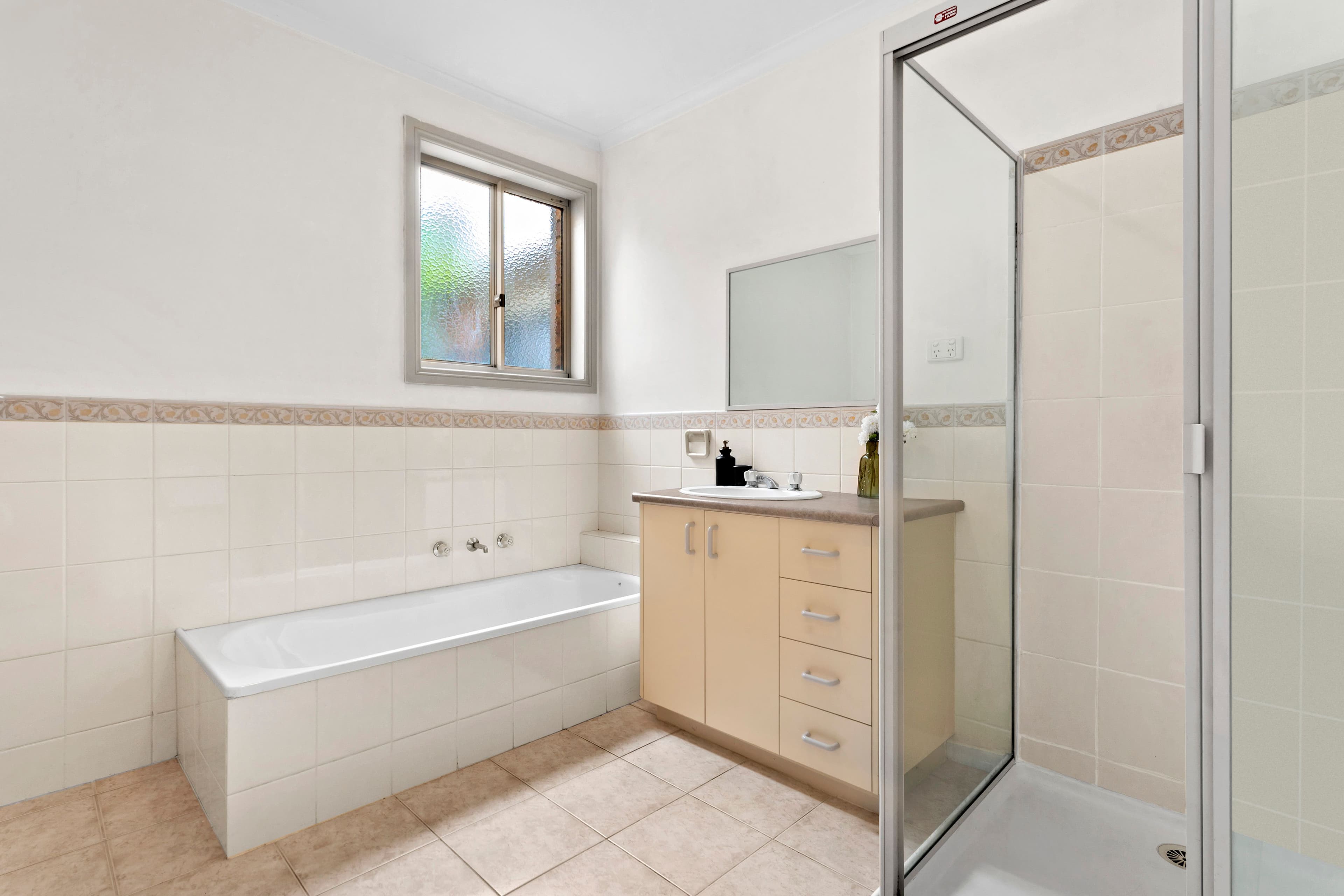 70 Axford Crescent, Oakleigh South VIC 3167, Oakleigh South - Thumbnail 7