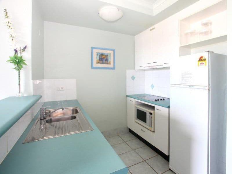 30-34 Surf Parade, BROADBEACH QLD 4218, Broadbeach - Thumbnail 7