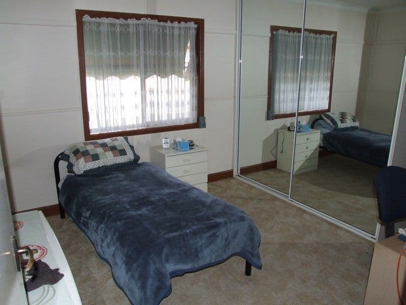 2 Toolern Street, MELTON SOUTH VIC 3338, Melton South - Thumbnail 8