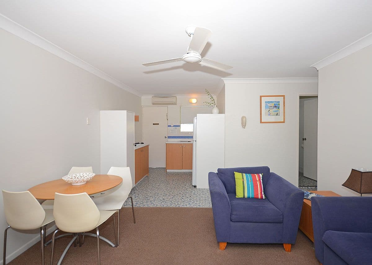 13 Ann Street, Torquay QLD 4655, Torquay - Thumbnail 3