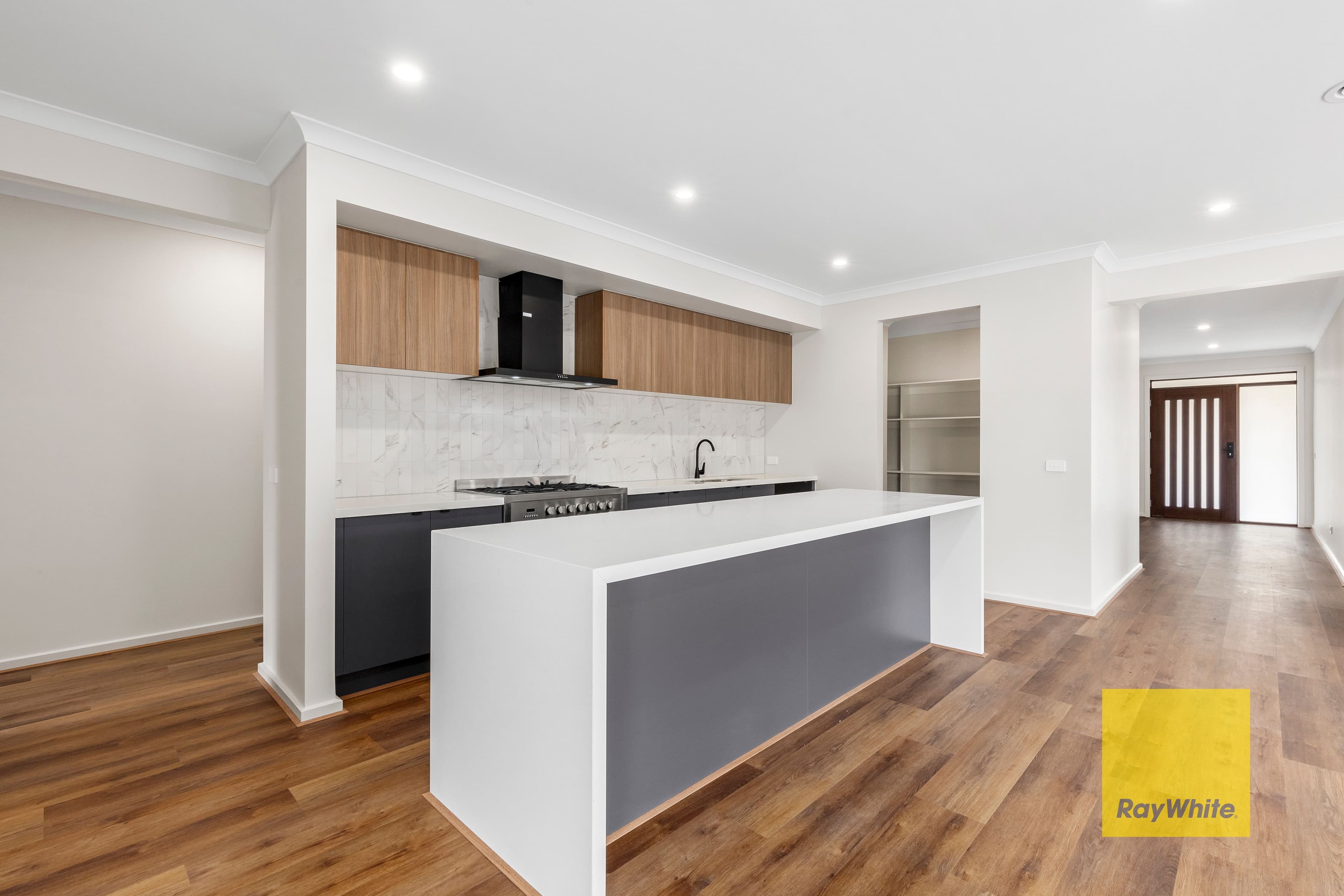 10 Clayton Street, Lara VIC 3212, Lara - Thumbnail 3
