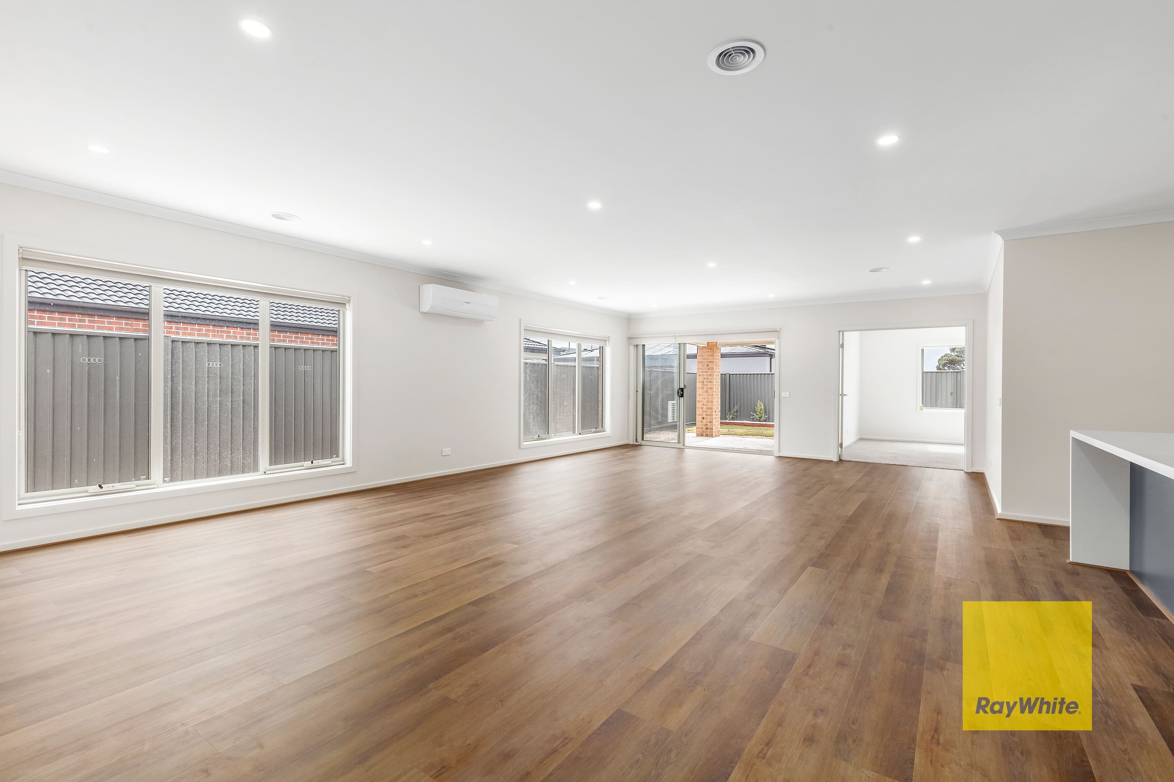 10 Clayton Street, Lara VIC 3212, Lara - Thumbnail 4