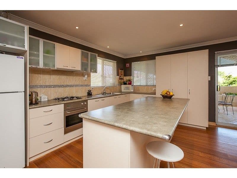 31 Ninda Road, SHOALWATER WA 6169, Shoalwater - Image 1