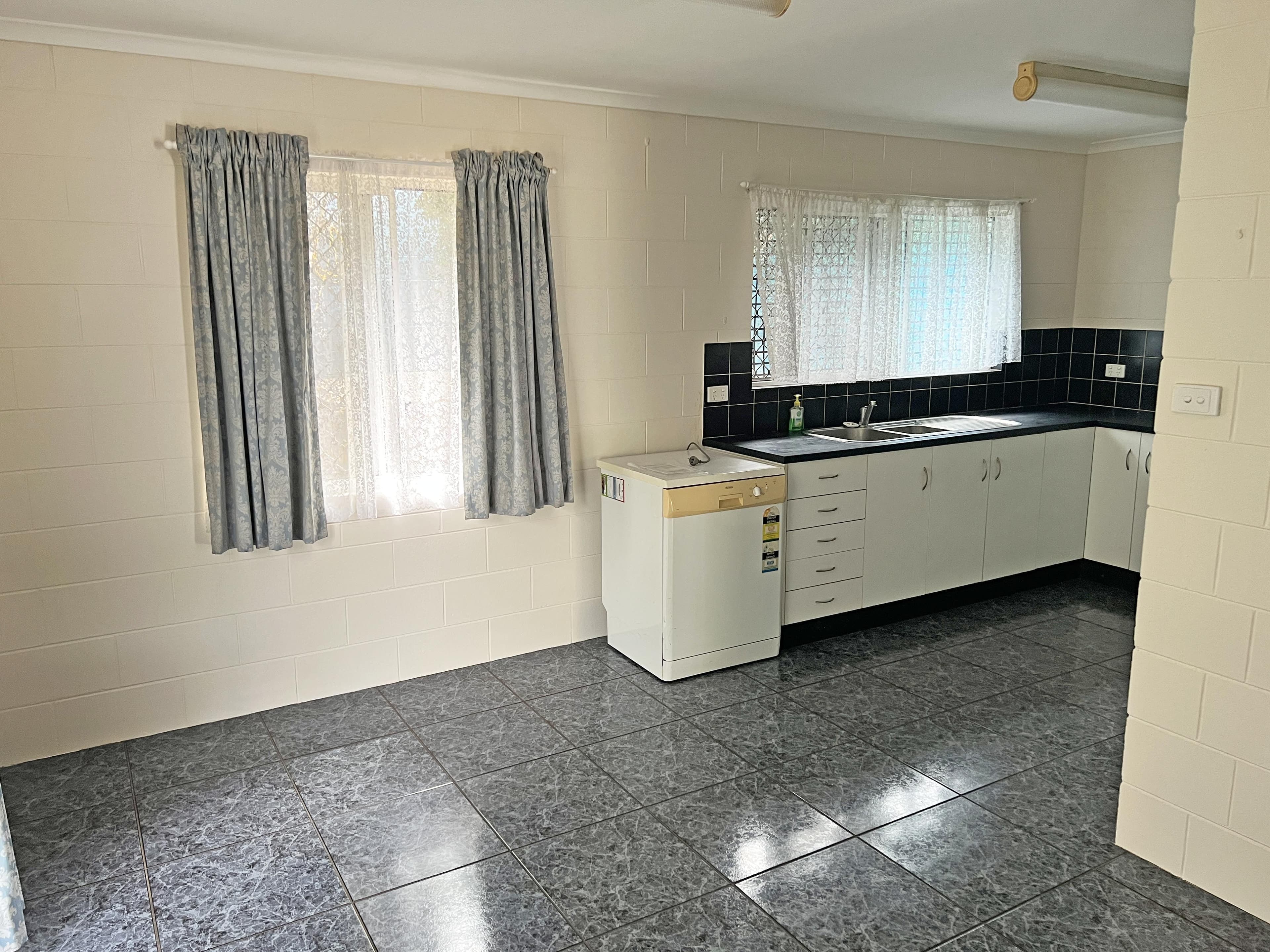 10 Pawsey Close, Atherton QLD 4883, Atherton - Thumbnail 7