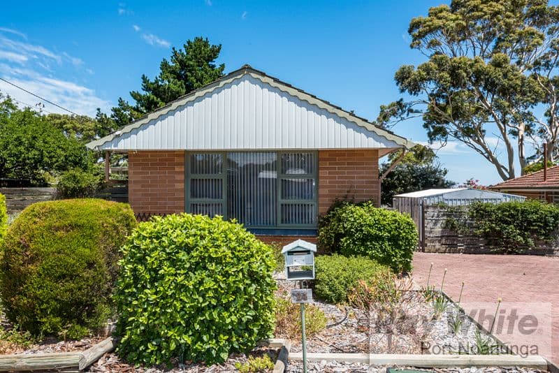 24 Surrey Parade, Morphett Vale SA 5162, Morphett Vale - Thumbnail 2