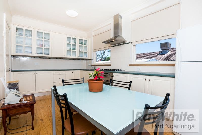 24 Surrey Parade, Morphett Vale SA 5162, Morphett Vale - Thumbnail 7