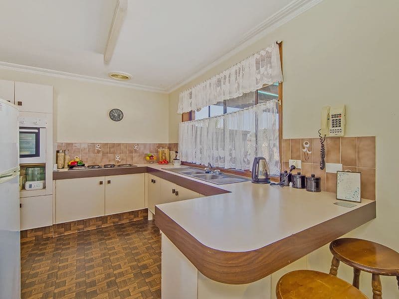 305 Rio Vista Boulevard, MERMAID WATERS QLD 4218, Mermaid Waters - Thumbnail 2