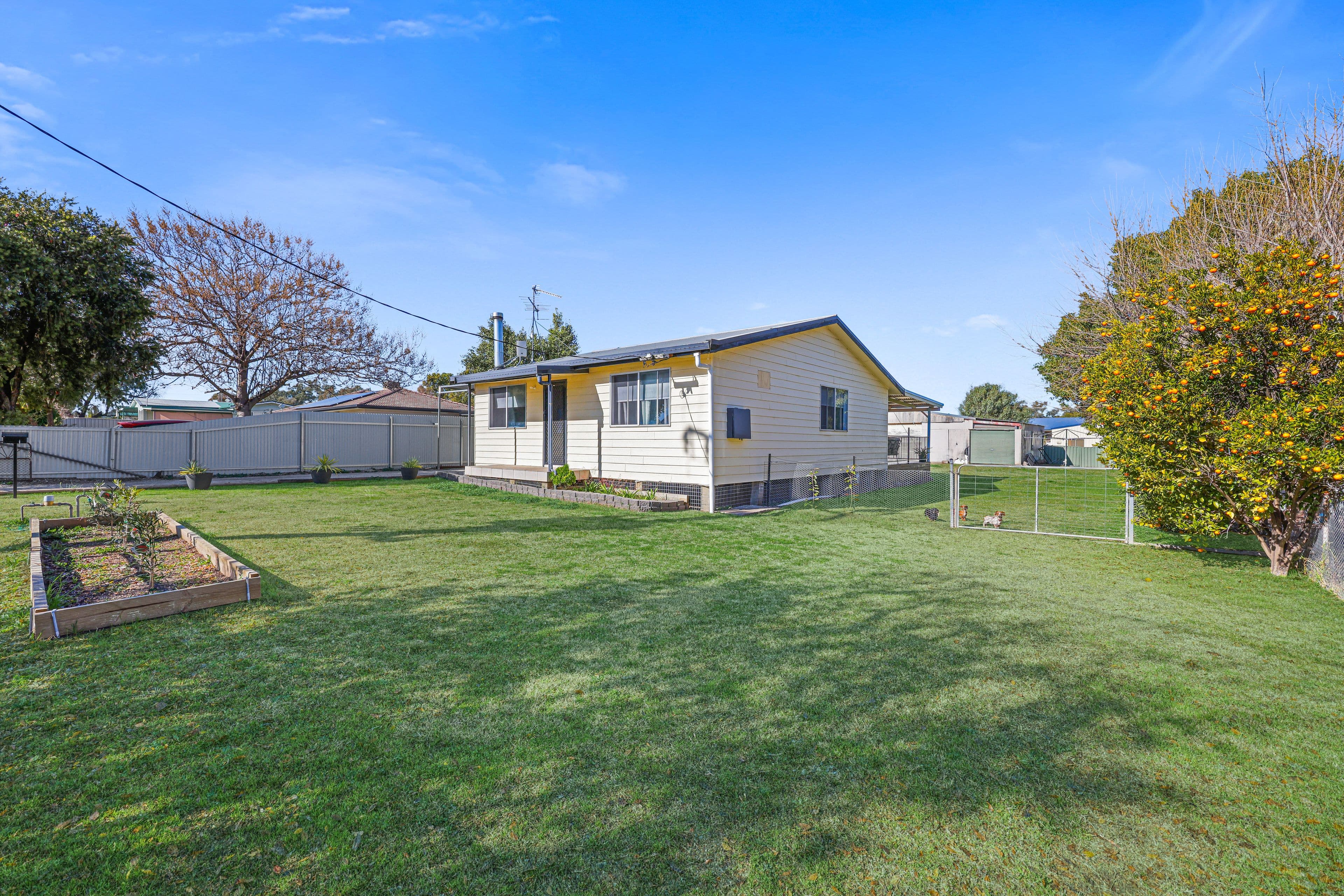 19 South Street, Manilla NSW 2346, Manilla - Thumbnail 2