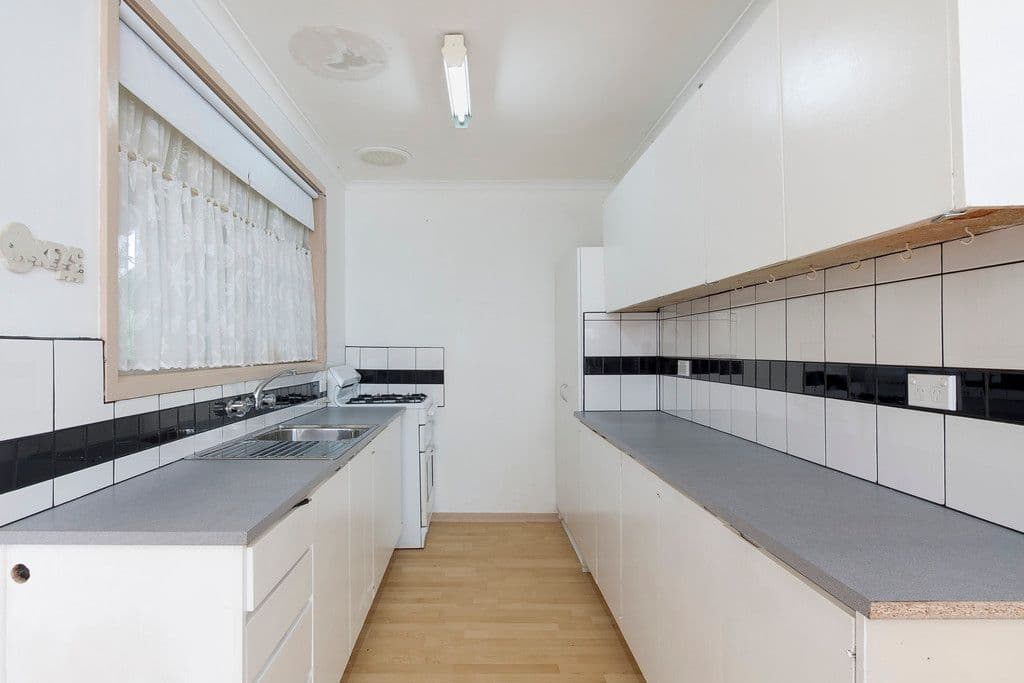 9 Melinga Crescent, MORNINGTON VIC 3931, Mornington - Thumbnail 2