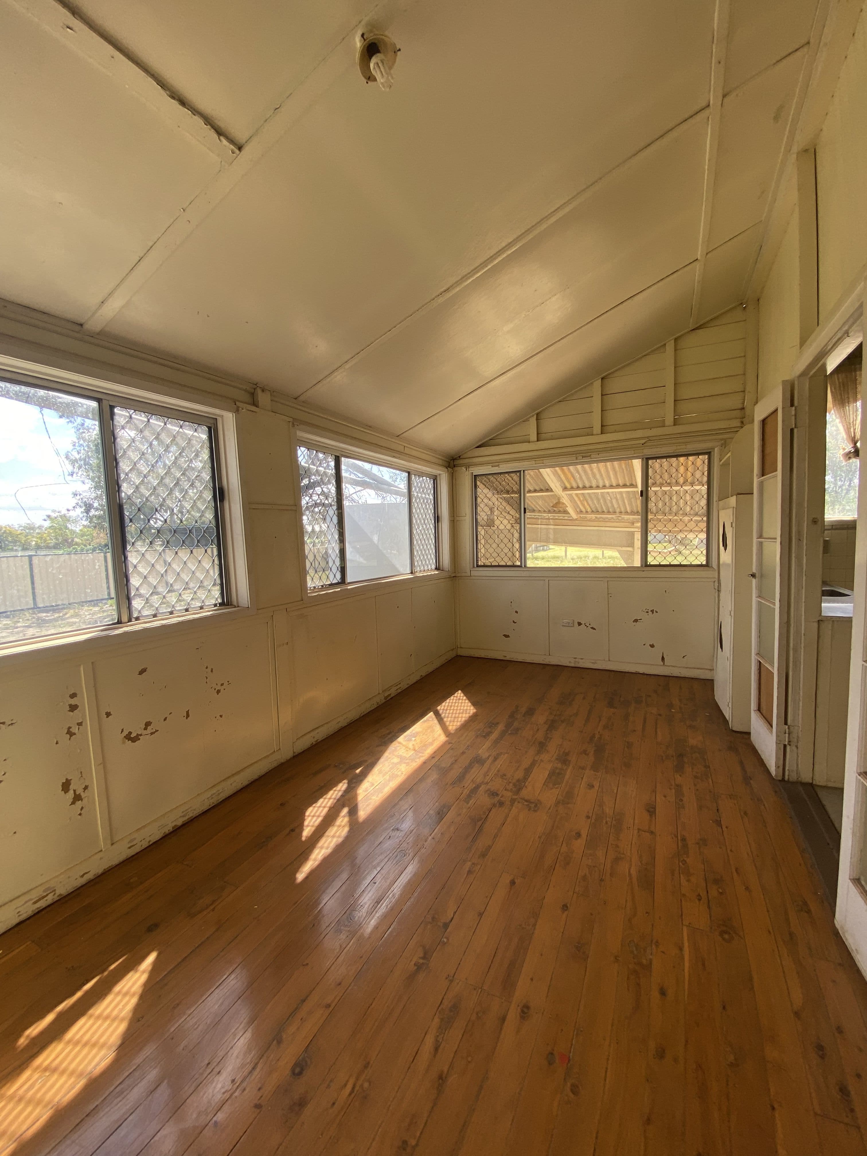 129 Galatea Street, Charleville QLD 4470, Charleville - Thumbnail 8
