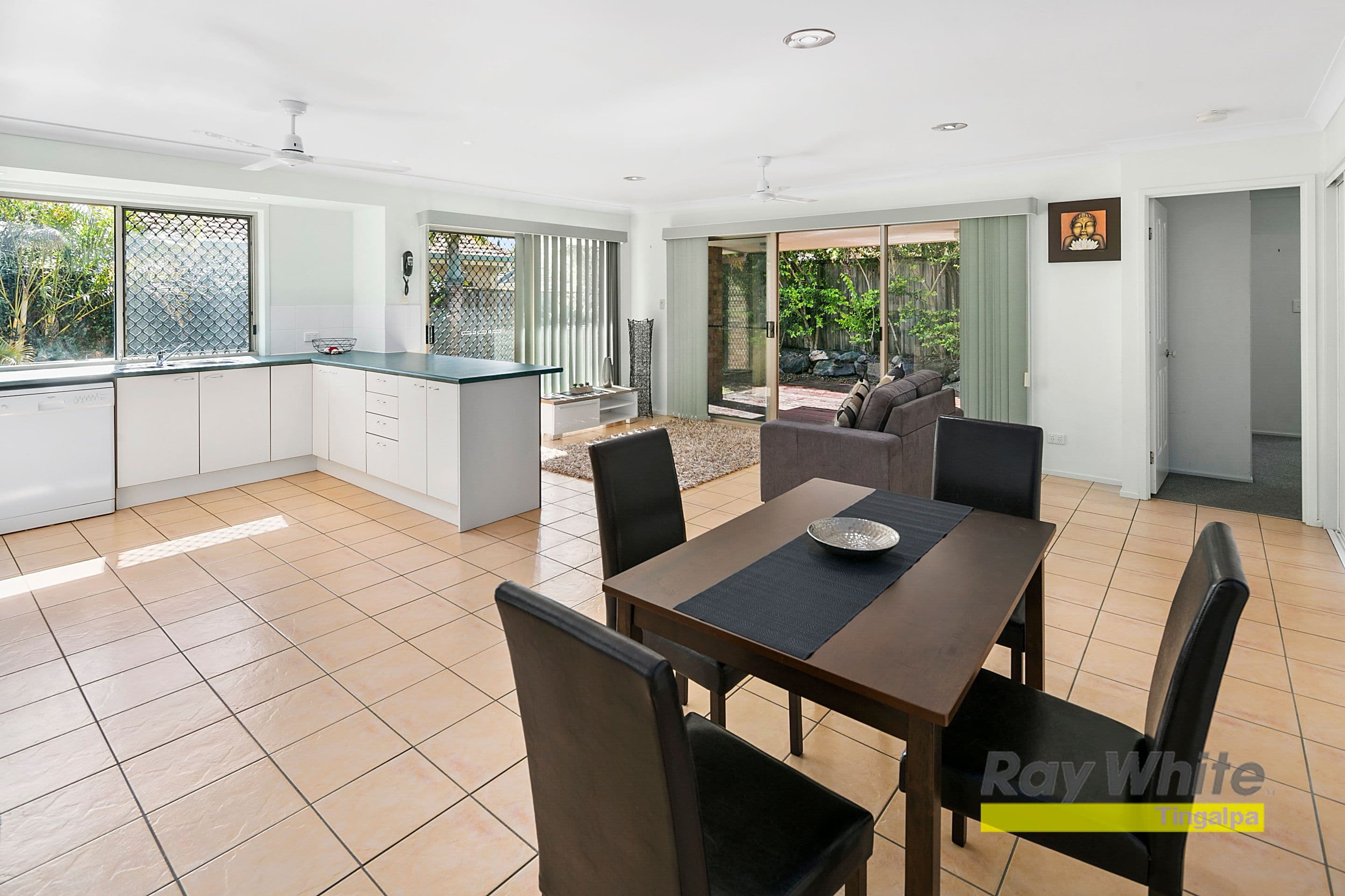 35 Campbell Street, Wakerley QLD 4154, Wakerley - Thumbnail 3