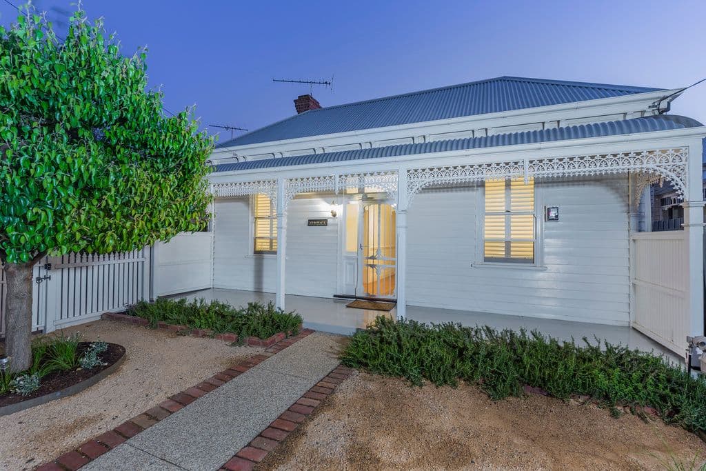 61 Clarence Street, Geelong West VIC 3218, Geelong West - Thumbnail 5