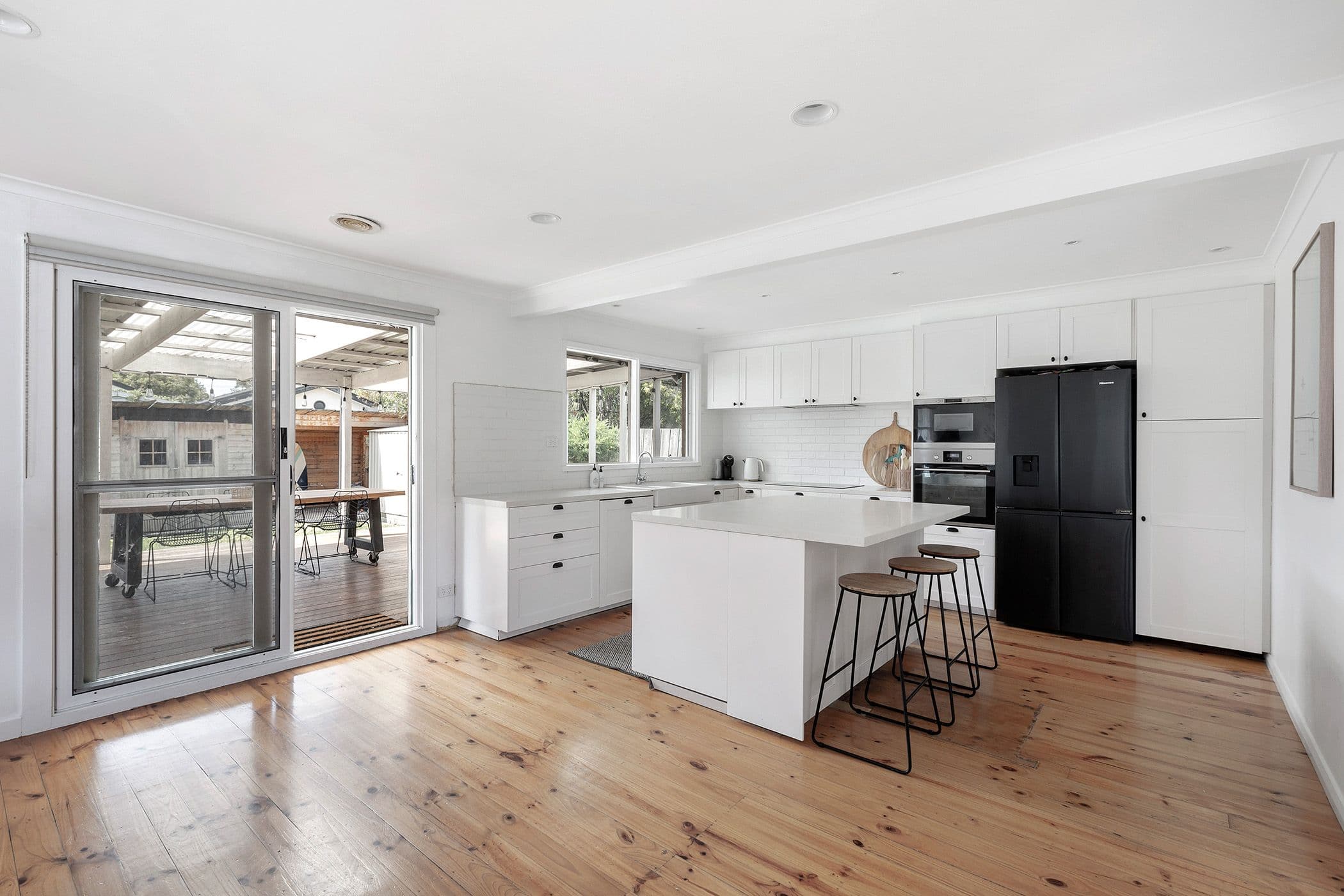 24 Whitby Way, Seaford VIC 3198, Seaford - Thumbnail 2