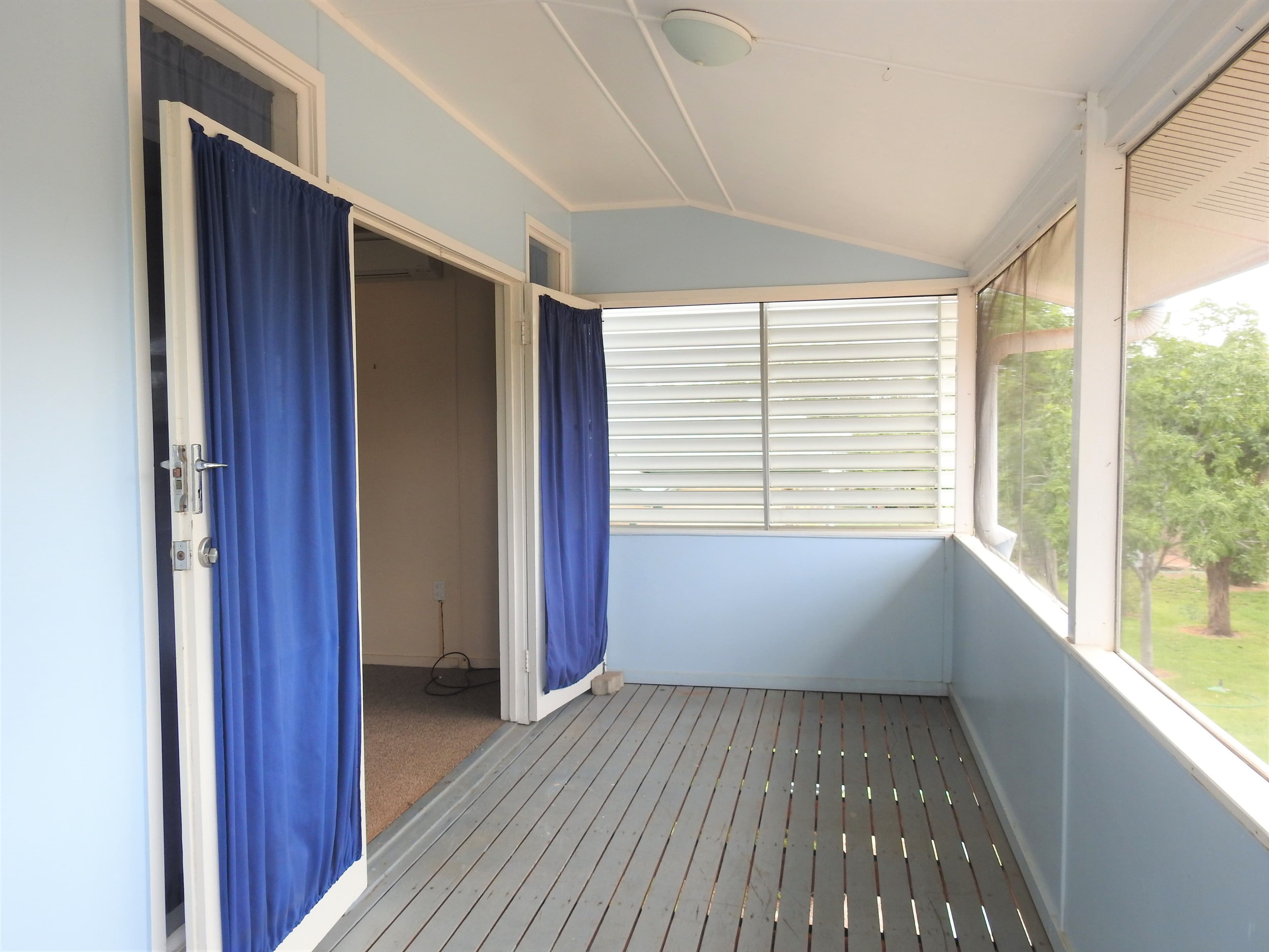 57 Gidyea Street, Barcaldine QLD 4725, Barcaldine - Thumbnail 2